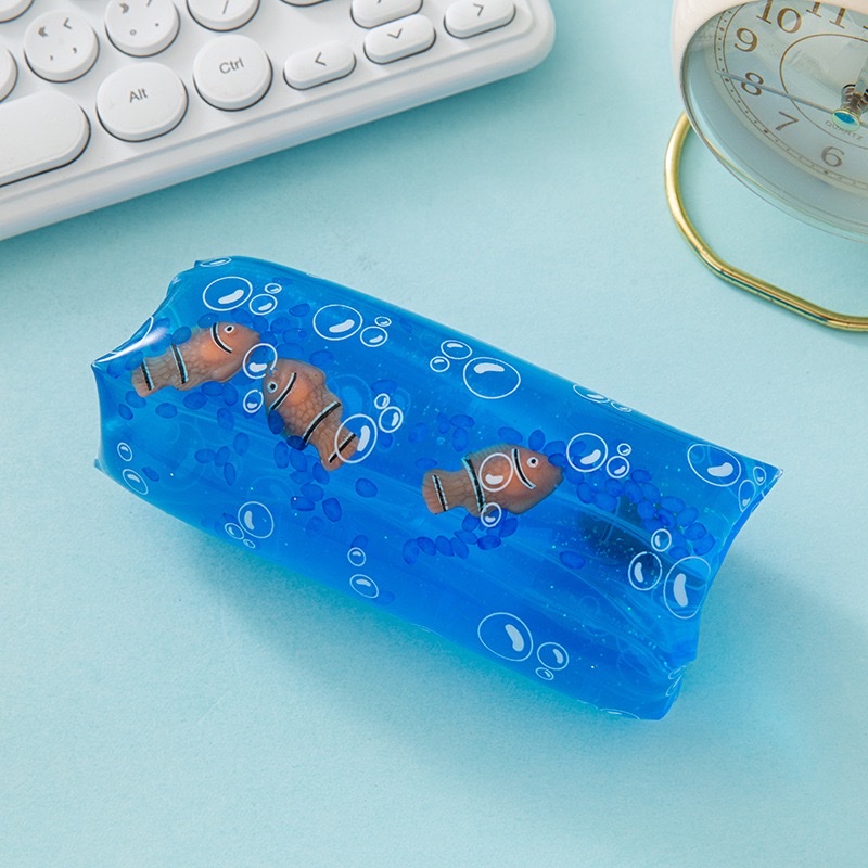 Factory direct sales of creative prank smooth toys, spoof props for adults to relieve stress and vent water balloons, and water snake toys that can't be caught