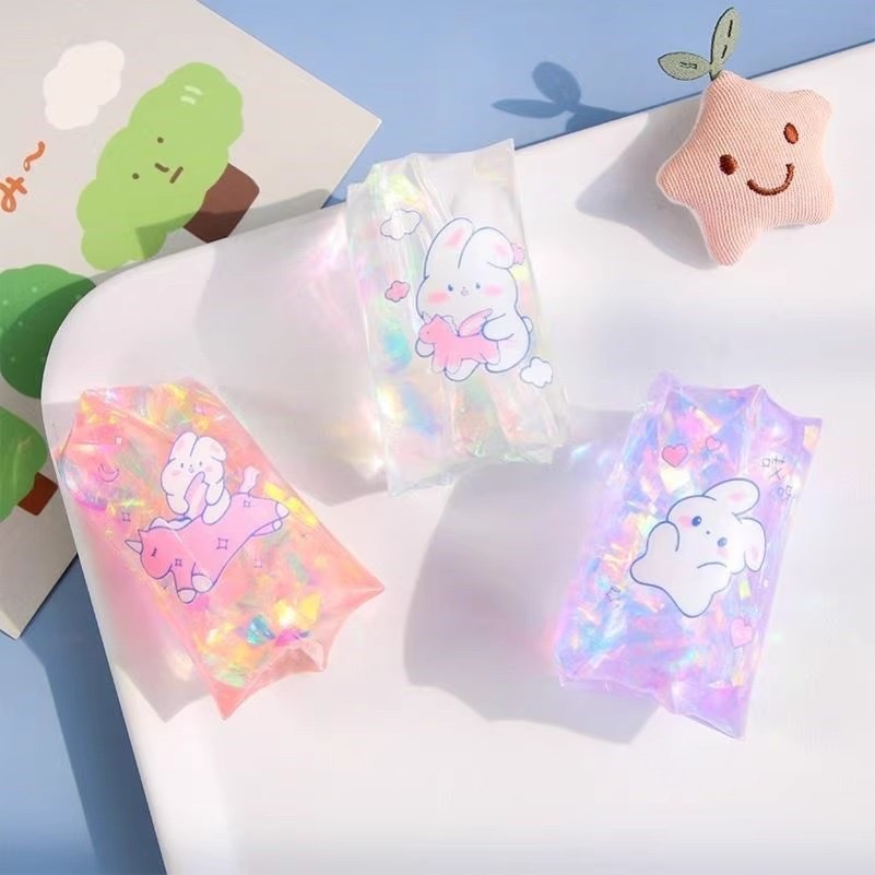 Factory direct sales of stress-relieving toys. The water snake is hard to catch. Cute printed stress-relieving gadgets. Parent-child interactive toys: Kneading Fun