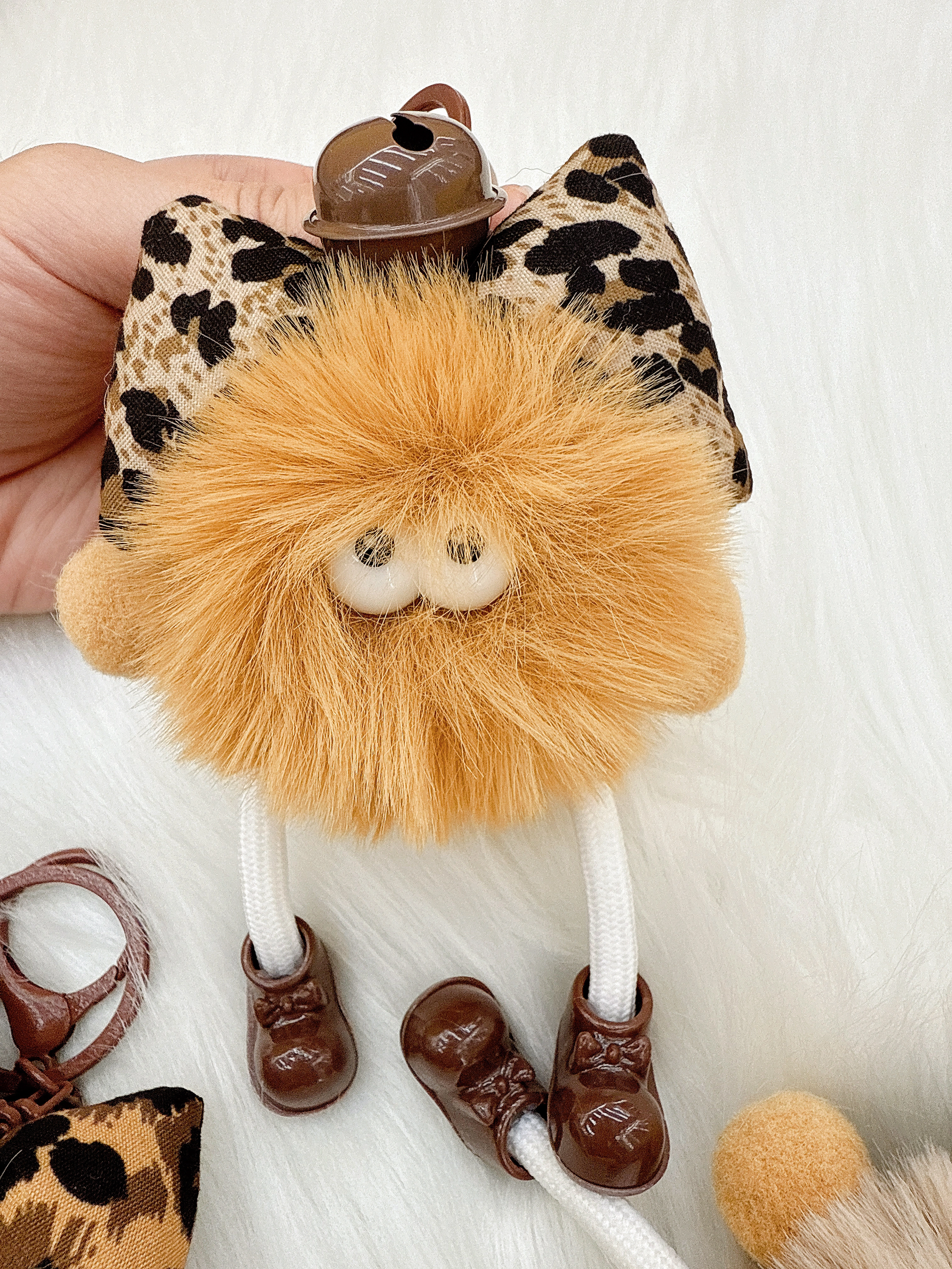 Cute rabbit fur leopard print bow, small coal ball bag pendant, plush car keychain pendant, gift detail image 5