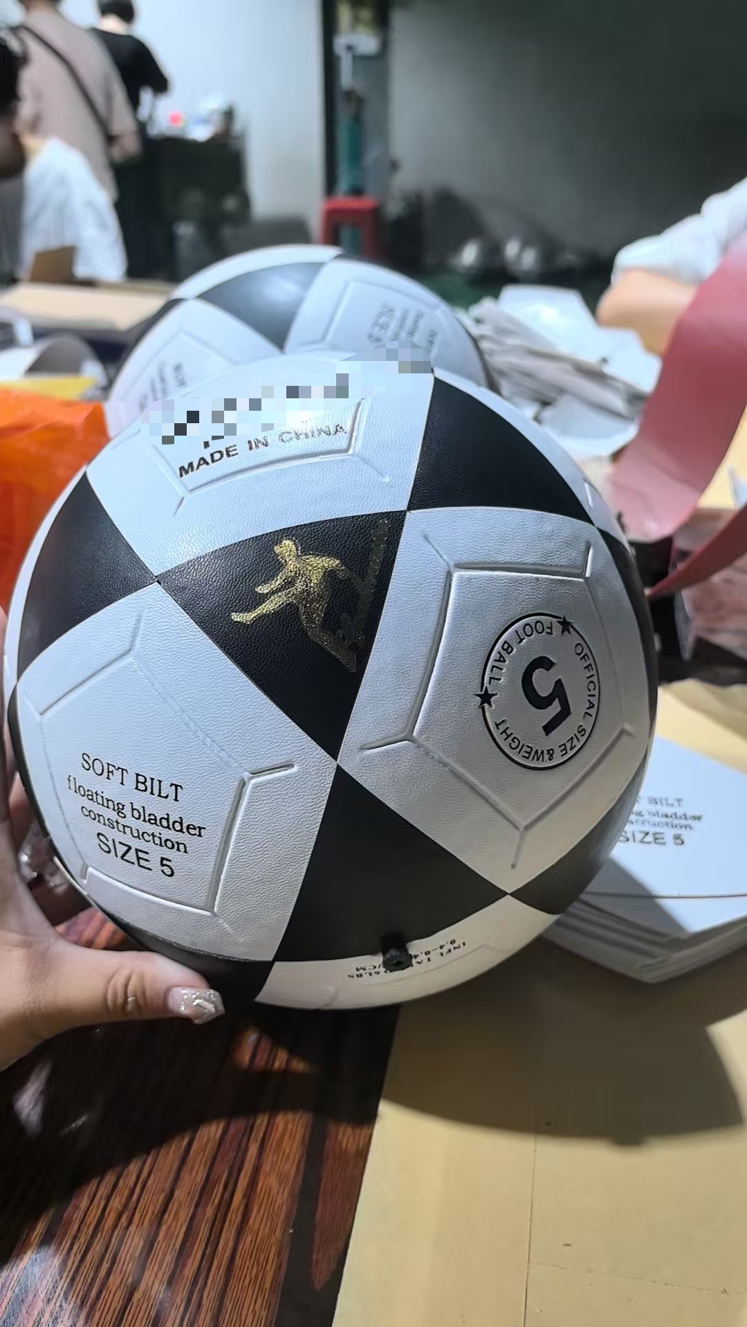 世界杯专用五号足球隔珠套装运动训练比赛用足球配件耐用耐磨足球足球