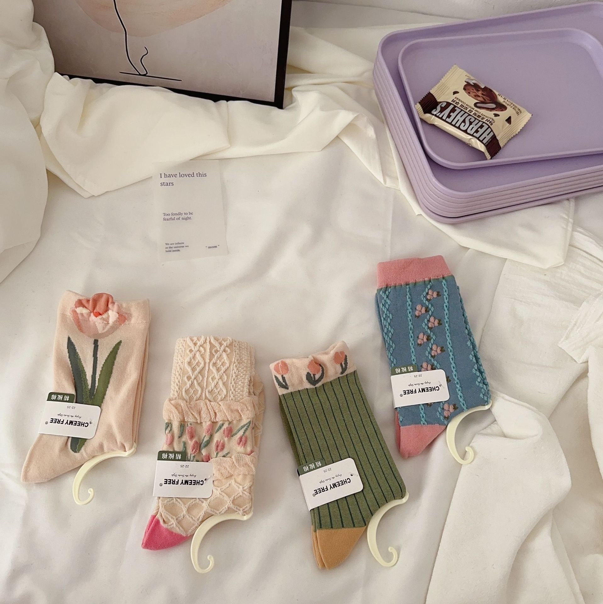 Fresh tulip, versatile for ladies, cotton mid-length socks, retro style for women, courtly girlish, cute style detail image 5