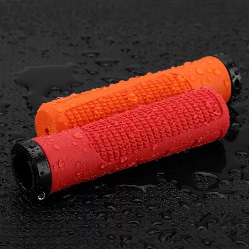 Mountain bike handlebar covers, bicycle handlebar grips, handlebar stoppers, variable-speed bicycle corrugated rubber grips, universal accessories details Picture