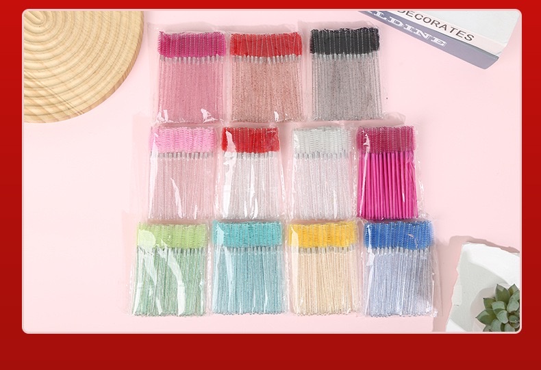 Crystal mascara brushes are in stock and available for wholesale. They are solid and can be used for both eyebrows and eyelashes, as well as colored makeup tools like mascara combs detail image 13