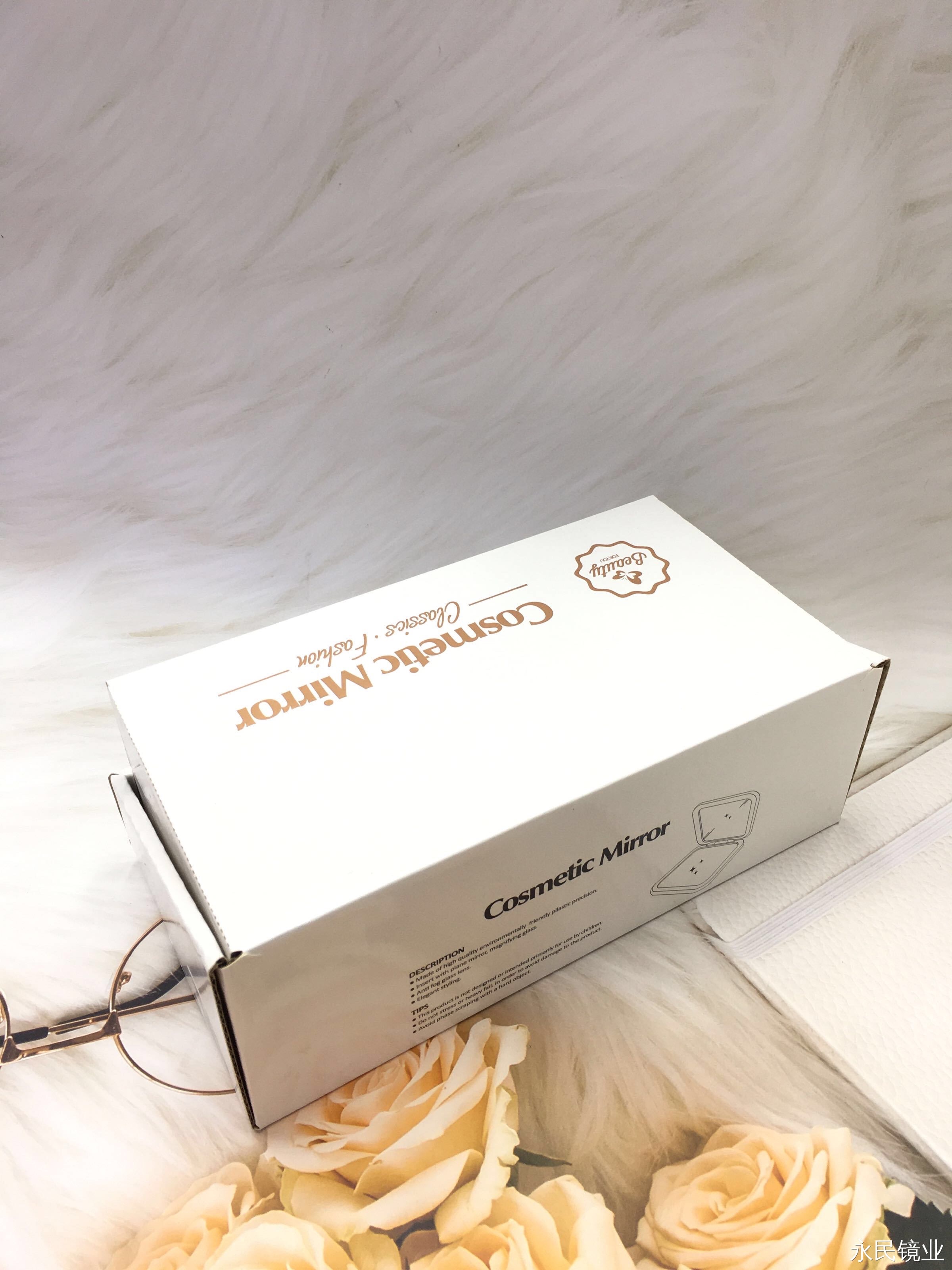 【 Yongmin Mirror Industry 】2761Q Pumpkin Mini Mirror is simple and fashionable, and can be placed in a backpack for portability Application Scenario