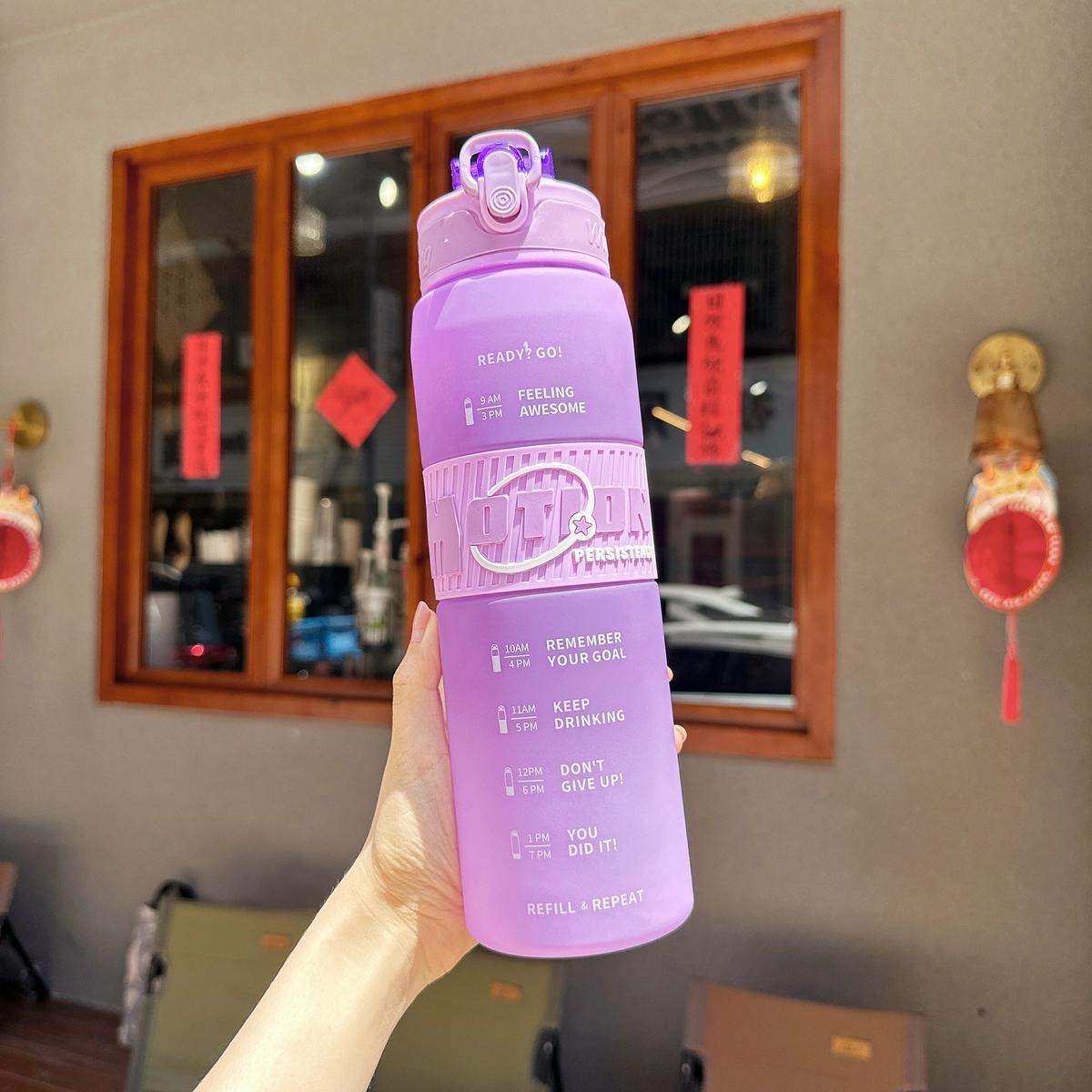 Gradient color sandblasted high appearance level adult other large-capacity outdoor water bottles, couple fitness water cups, anti-drop portable sports cups 800ML/1000ML L/Y Application Scenario