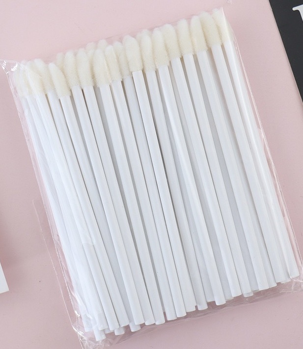 New hollow lip brush stick, lipstick brush, lip gloss, beauty brush, eyelash extension mousse, cleaning makeup brush, beauty tools detail image 6