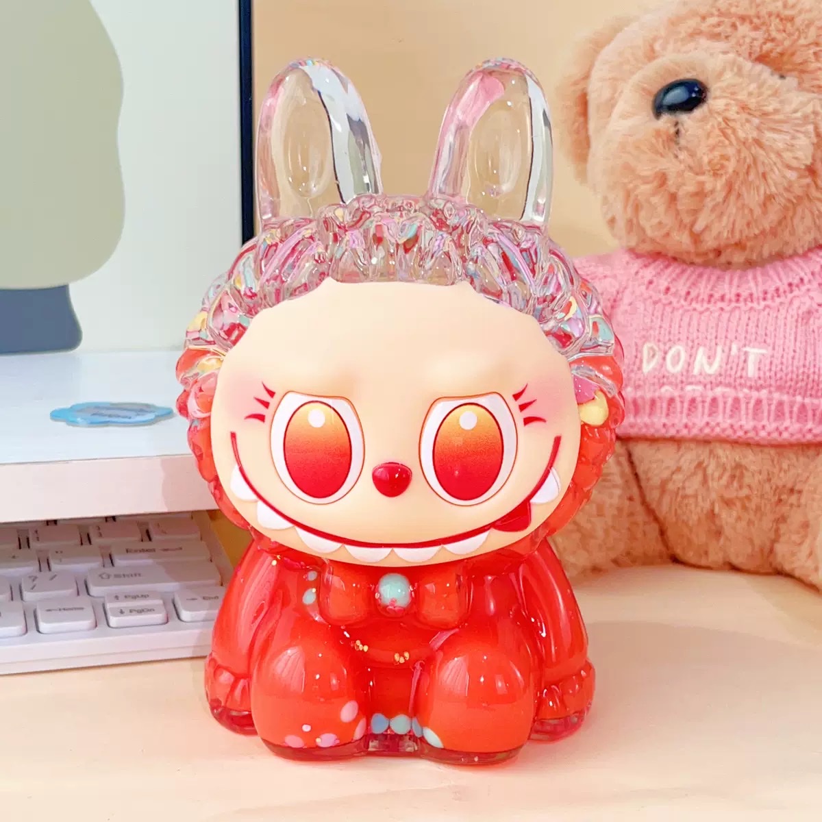 A creative cartoon acrylic small gift blind box with the same style as Douyin, featuring a huge and oversized flowing sand oil desktop decoration detail image 6