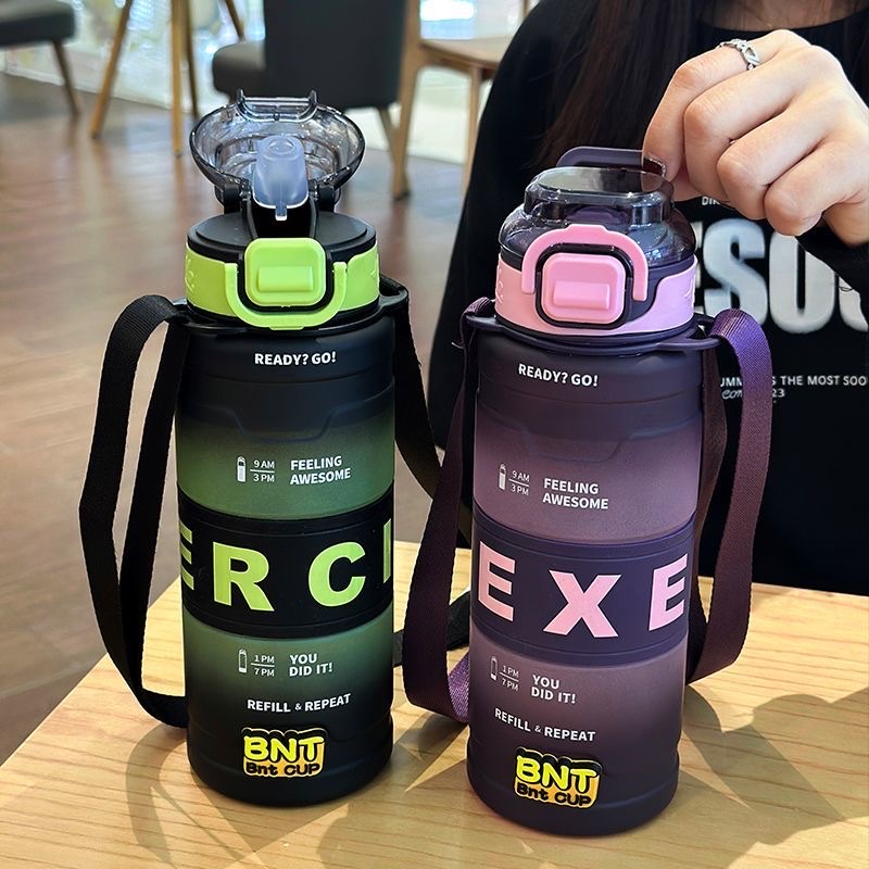 New large-capacity other straw cups, frosted student plastic cups, personalized and simple water cups for traveling, couple cups for men and women, 800ML/1000ML full figure