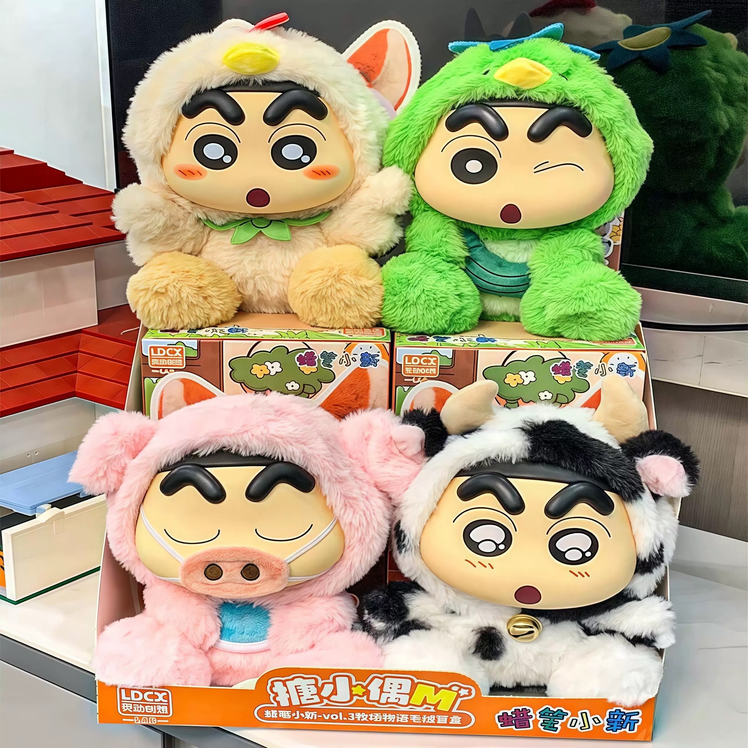 Official genuine, dynamic and creative Crayon Shin-chan blind box, vinyl plush "Story of the Season" figure, Christmas gift doll Specification image