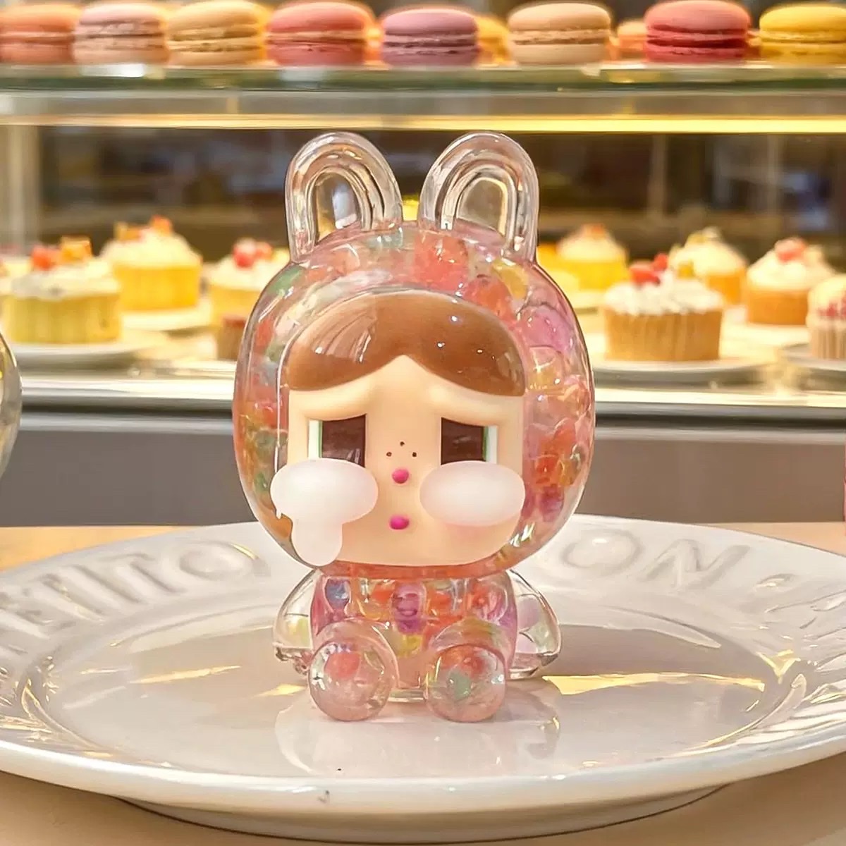 New cute crying rabbit, ugly and adorable flowing sand in oil acrylic bestseller, trendy toy, creative decoration, table setting gift Specification image