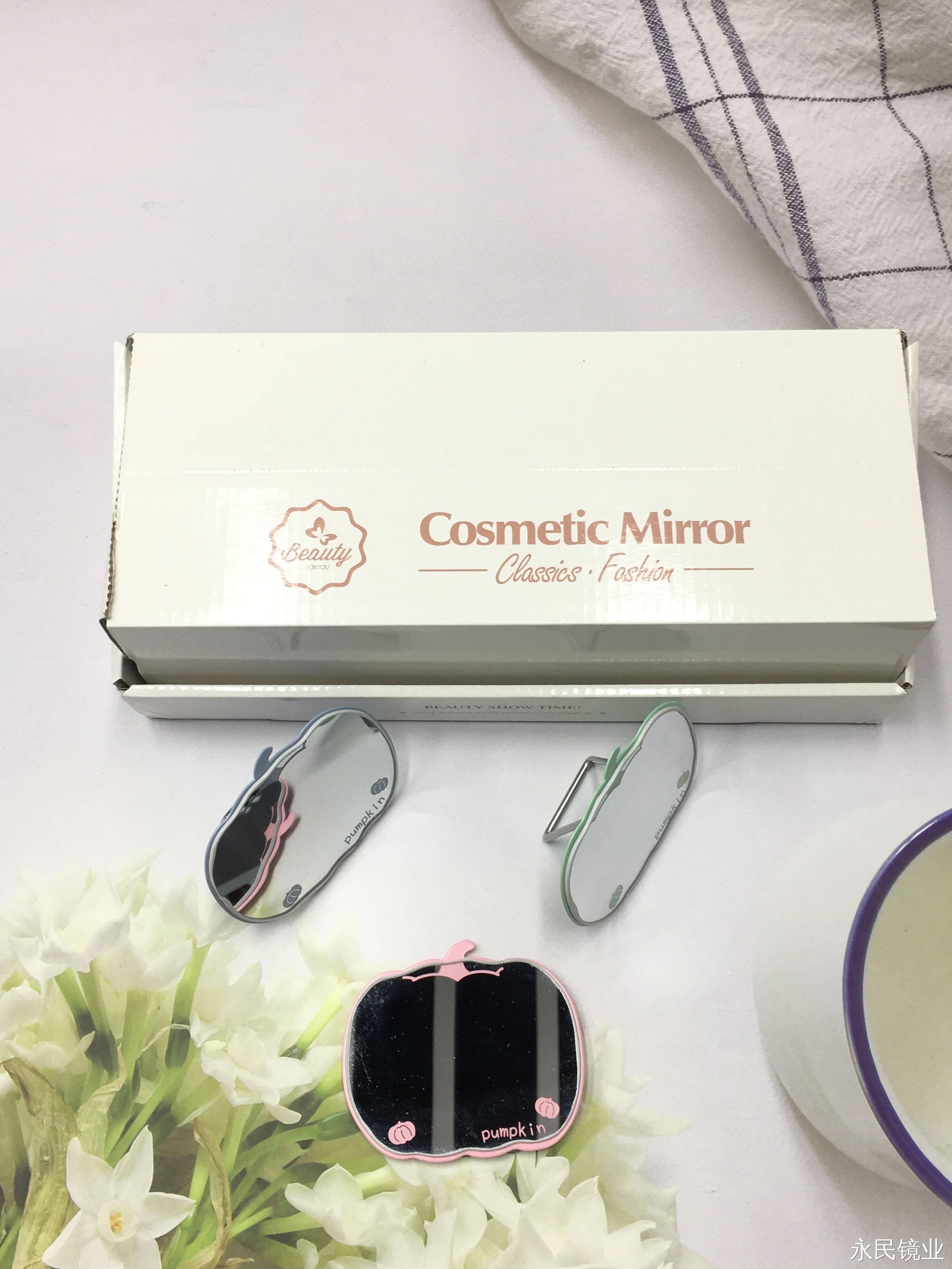 【 Yongmin Mirror Industry 】2761Q Pumpkin Mini Mirror is simple and fashionable, and can be placed in a backpack for portability