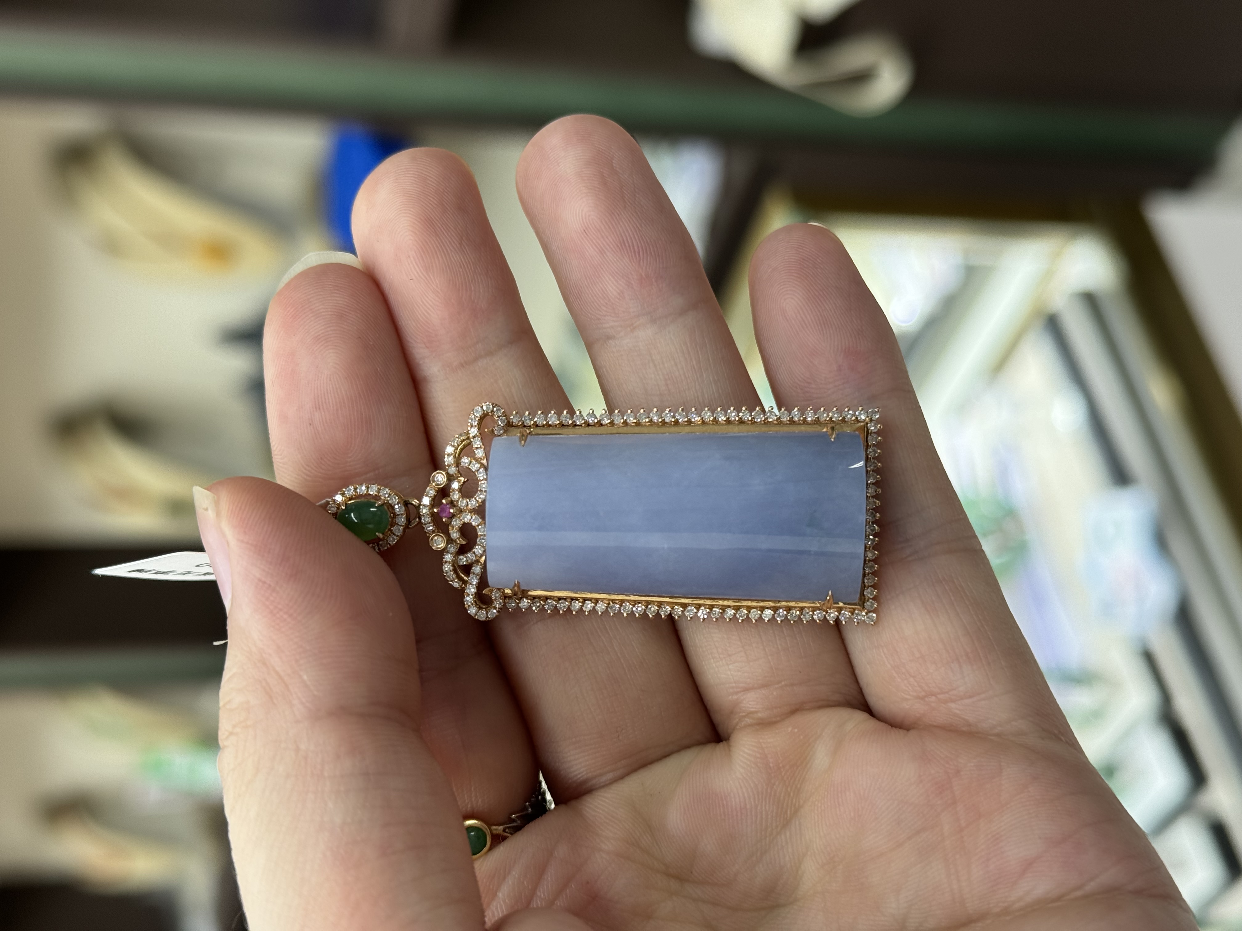 18k翡翠紫色无事牌