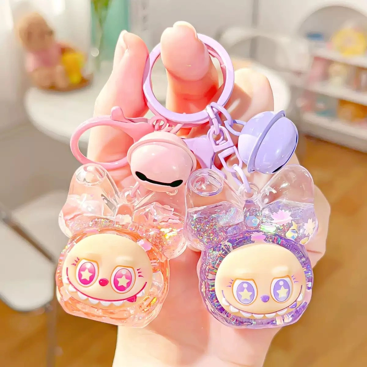 【 In-stock Factory 】 Acrylic oil-impregnated cartoon bow, car keychain, bag pendant, stall gift, blind box, display item, matching detail image 2