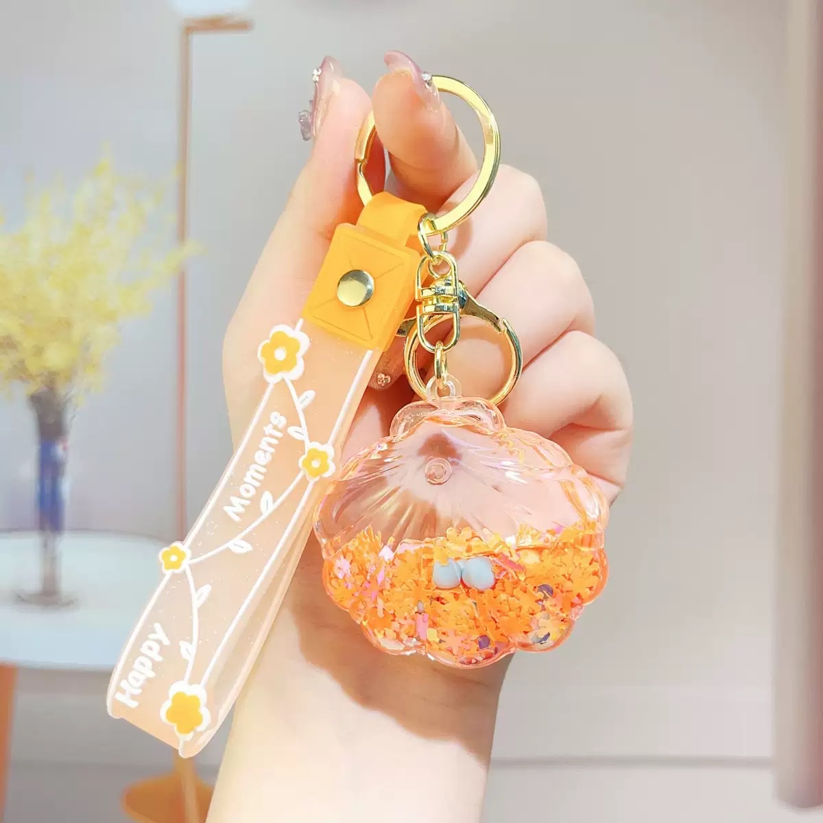 Oil-in-oil flowing sand shell keychains, bag pendants, car key chains, pendants, fine goods, street gifts, accessories, wholesale blind boxes detail image 6