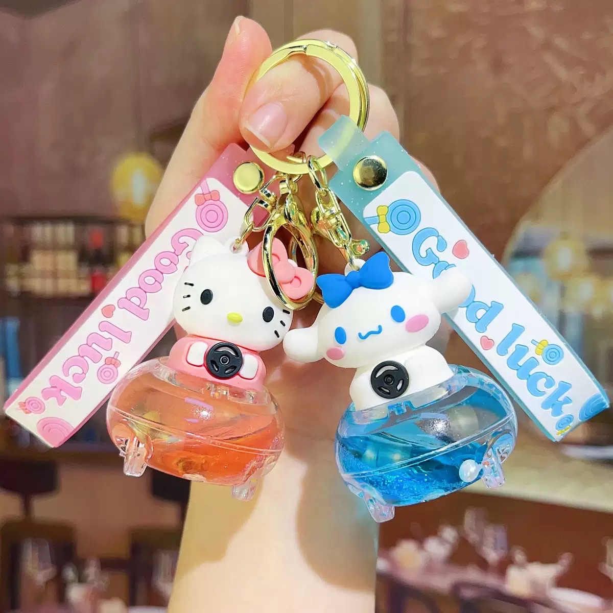 网红卡通KT水晶车钥匙扣女书包挂件小饰品入油流沙星黛露创意挂饰盲盒详情图2