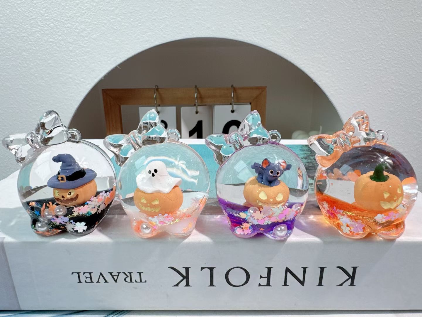 跨境爆款迪士尼流沙瓶钥匙扣挂件可爱卡通入油爆闪书包挂饰米奇米妮唐老鸭维尼熊挂件批发详情图7