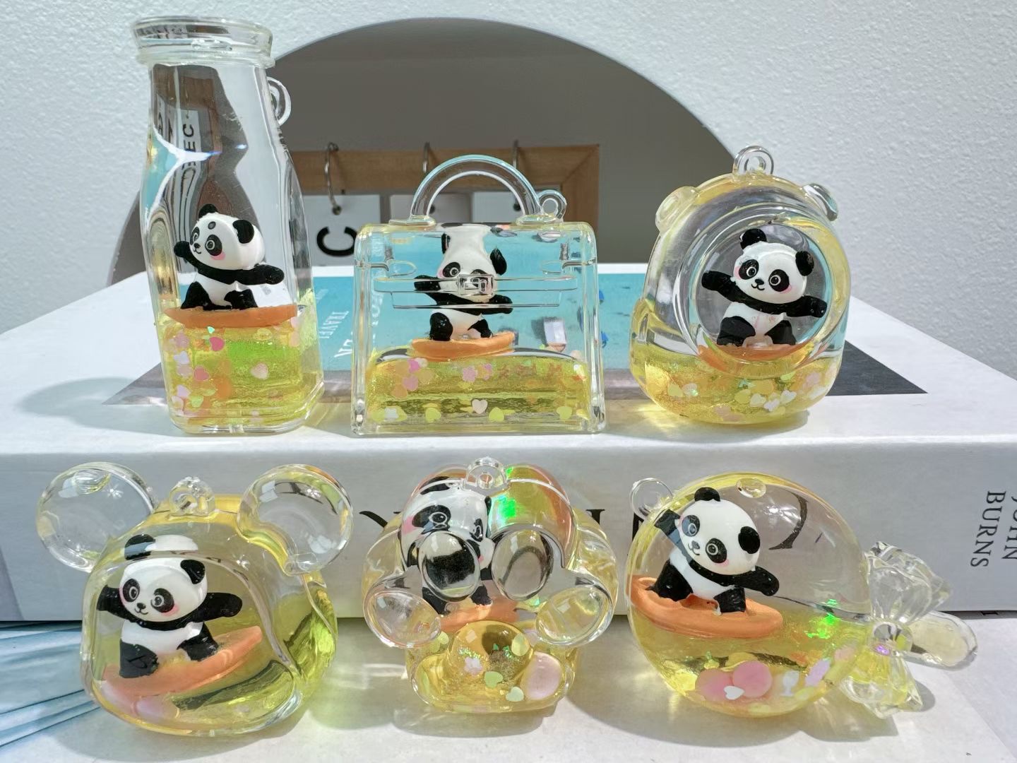 跨境爆款迪士尼流沙瓶钥匙扣挂件可爱卡通入油爆闪书包挂饰米奇米妮唐老鸭维尼熊挂件批发详情图14