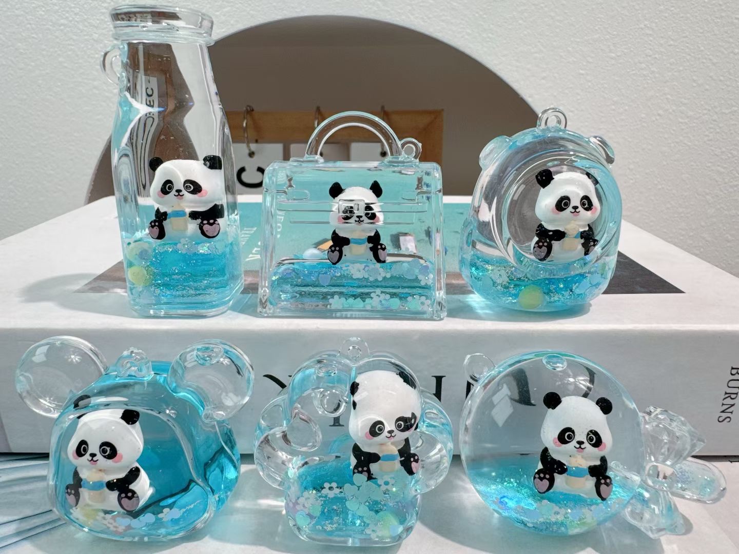 跨境爆款迪士尼流沙瓶钥匙扣挂件可爱卡通入油爆闪书包挂饰米奇米妮唐老鸭维尼熊挂件批发详情图13