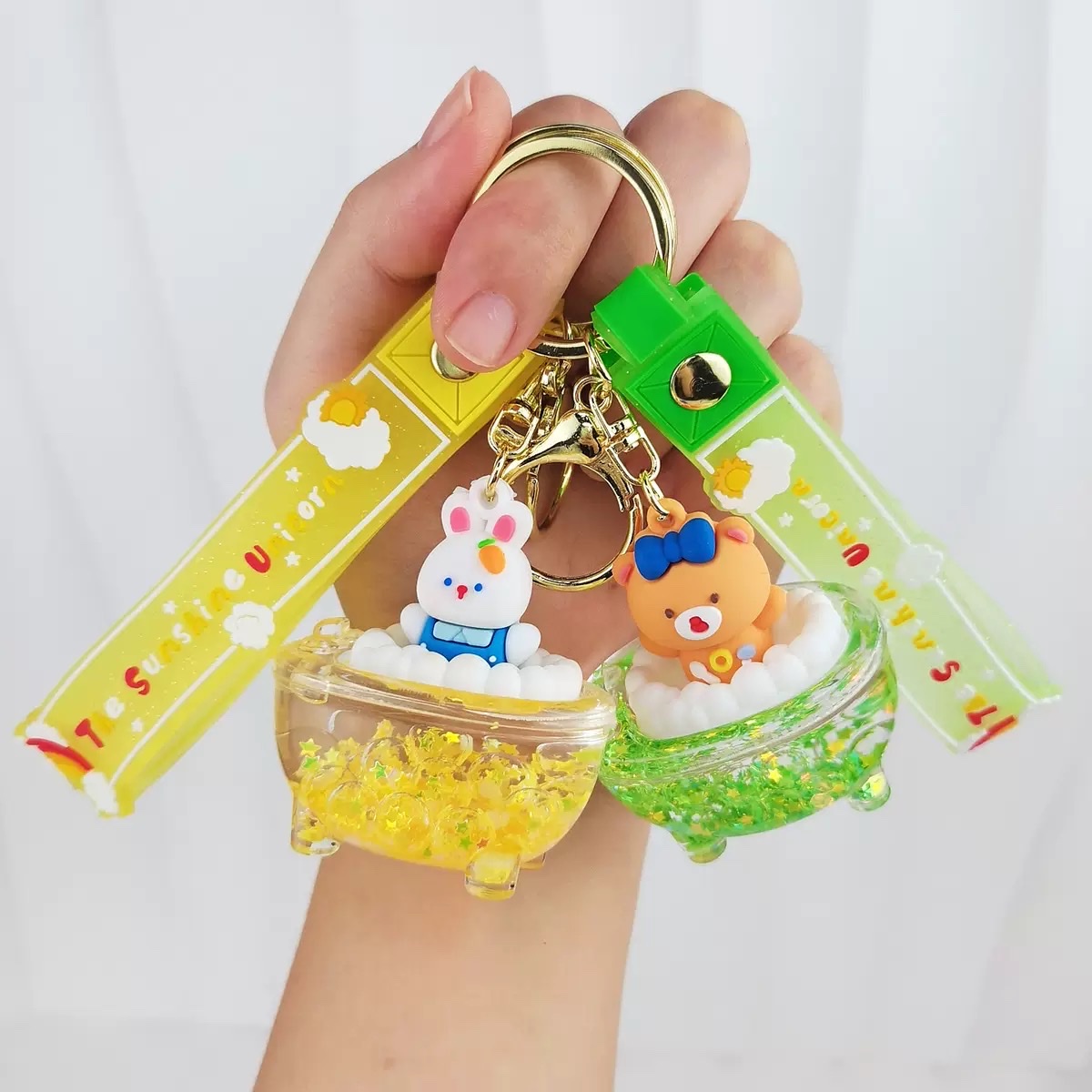 Acrylic cartoon oil-impregnated bubble beads, bathtub keychains, car pendants, exquisite bags, key chains, hanging decorations, wholesale matching blind boxes