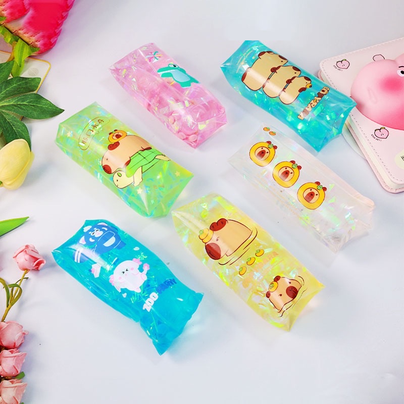 Factory direct sales of stress-relieving toys. Water snake that can't be caught by the Internet celebrity Kapiba. Water snake stress-relieving toys that can't be caught. Cute children's release and stress relief. Big slippery water bag Item Picture
