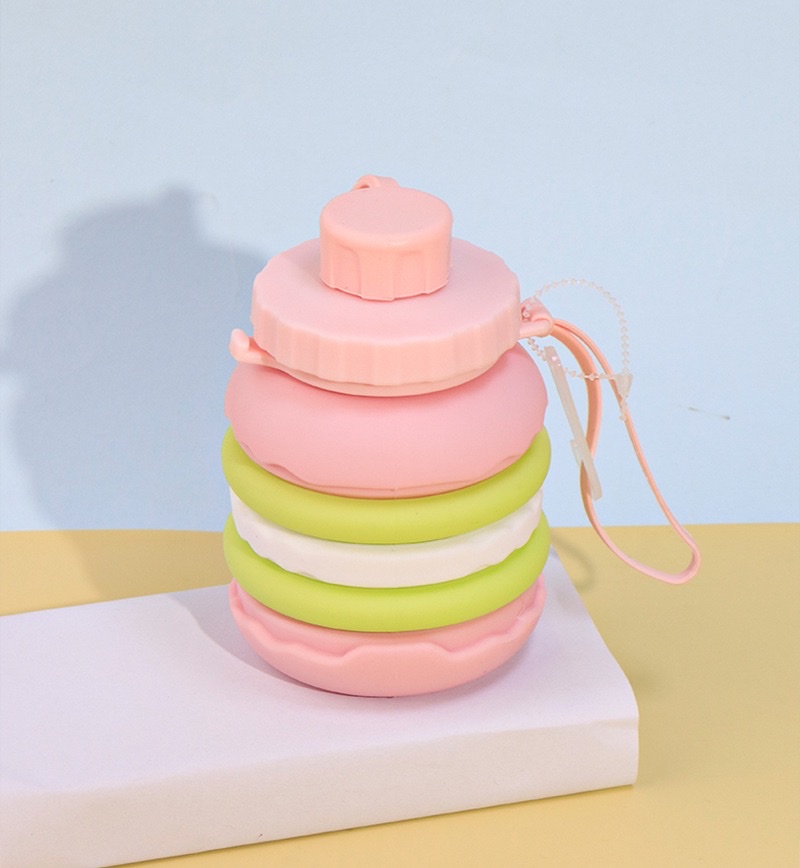 Cross-border best-selling folding water cup, portable shockproof and leak-proof cake telescopic water cup, creative outdoor silicone folding water bottle, novel and original design detail image 6