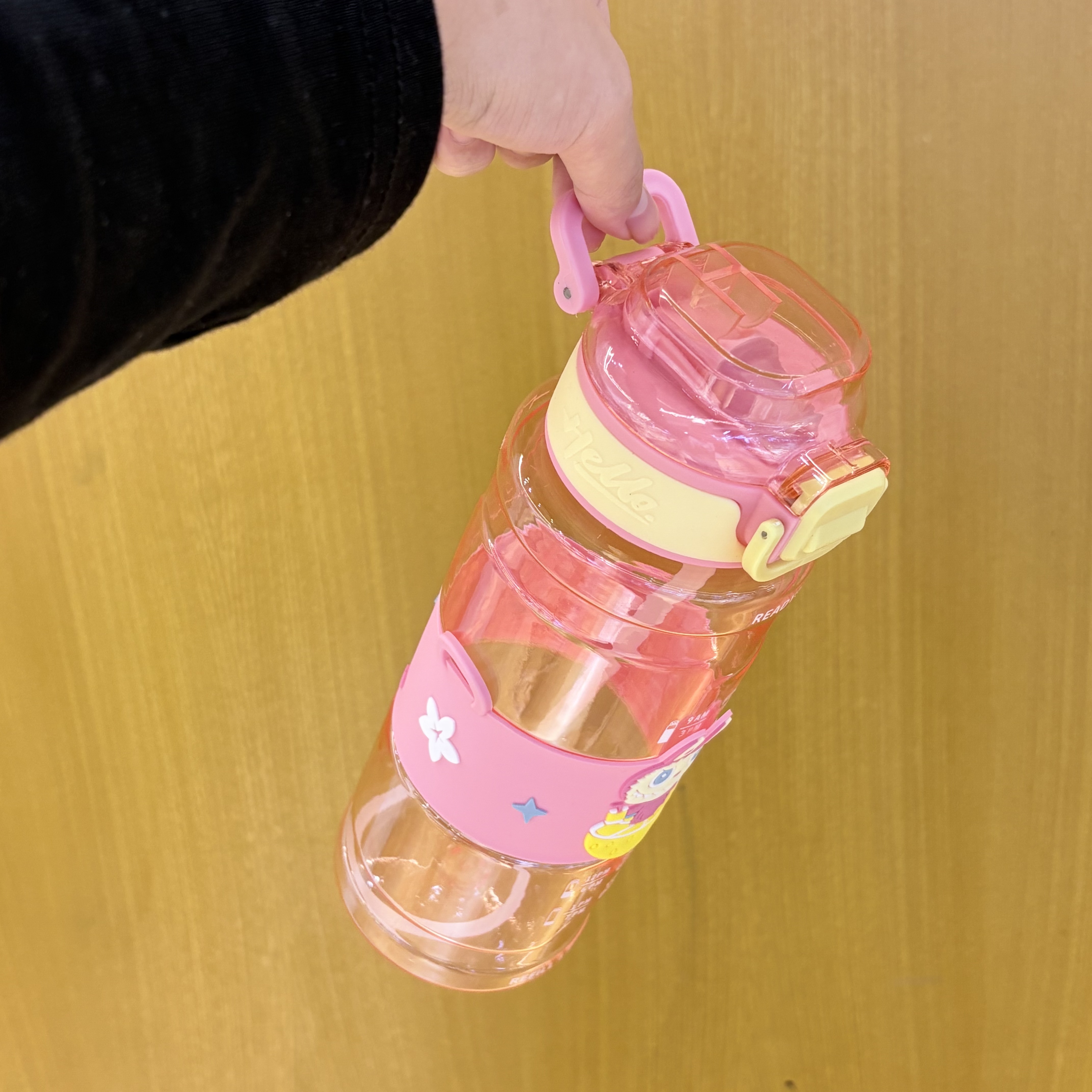 Cute cartoon other plastic water cups with straps, scales, transparent straws, girlish hearts, large-capacity portable commuting cups, 800ML Item Picture