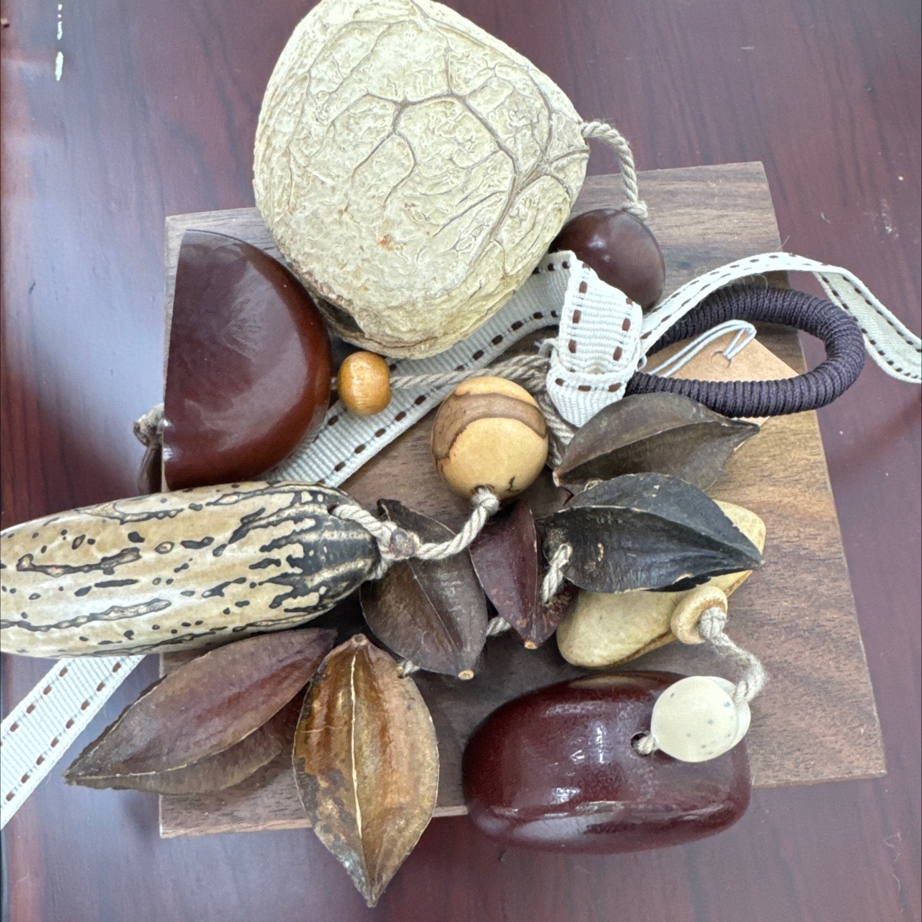 可爱百搭手机挂件包挂件女学生手饰时尚手链饰品搭配潮流百搭款果壳isn