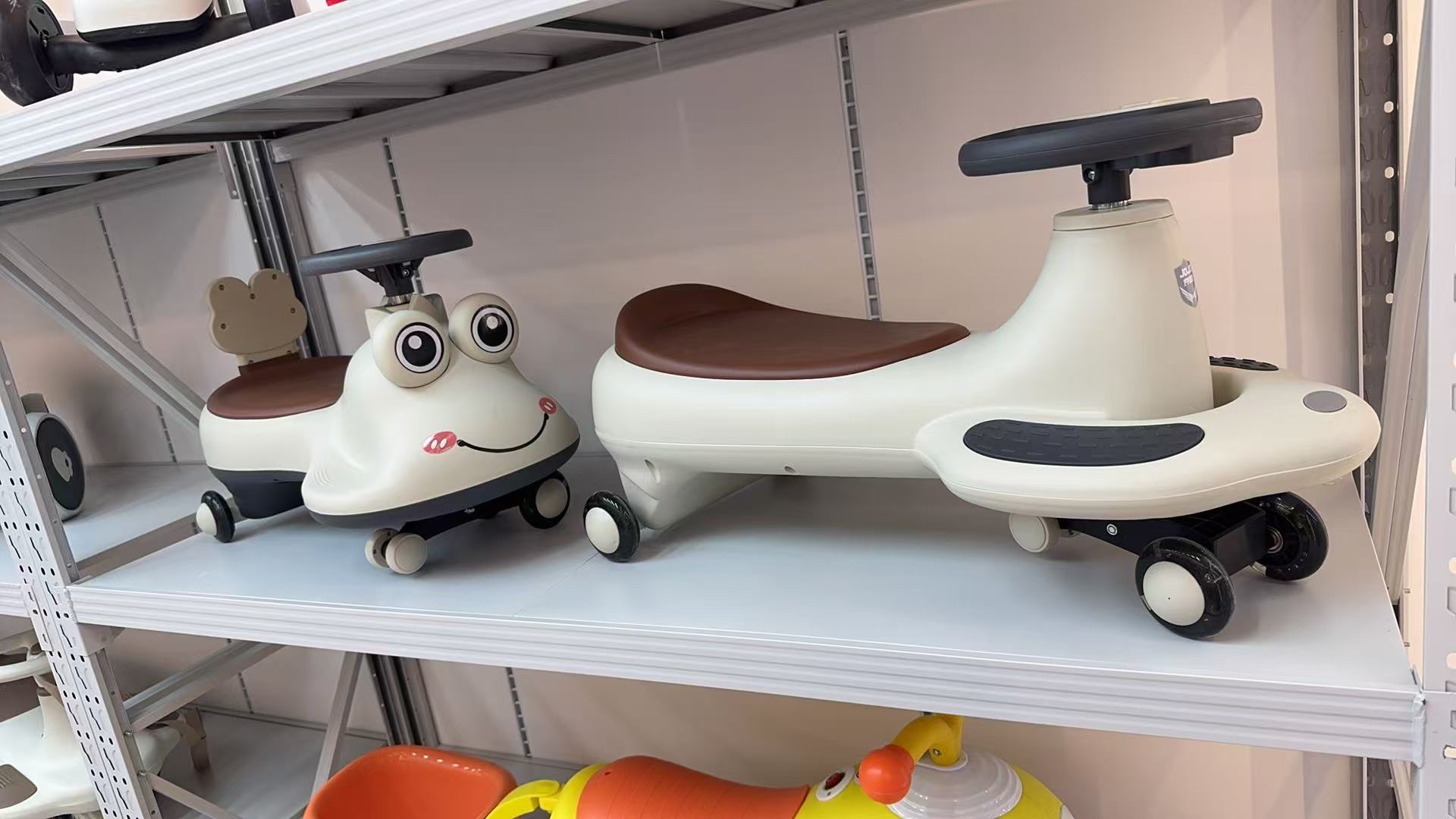 萌趣儿童扭扭车，可爱造型引热议