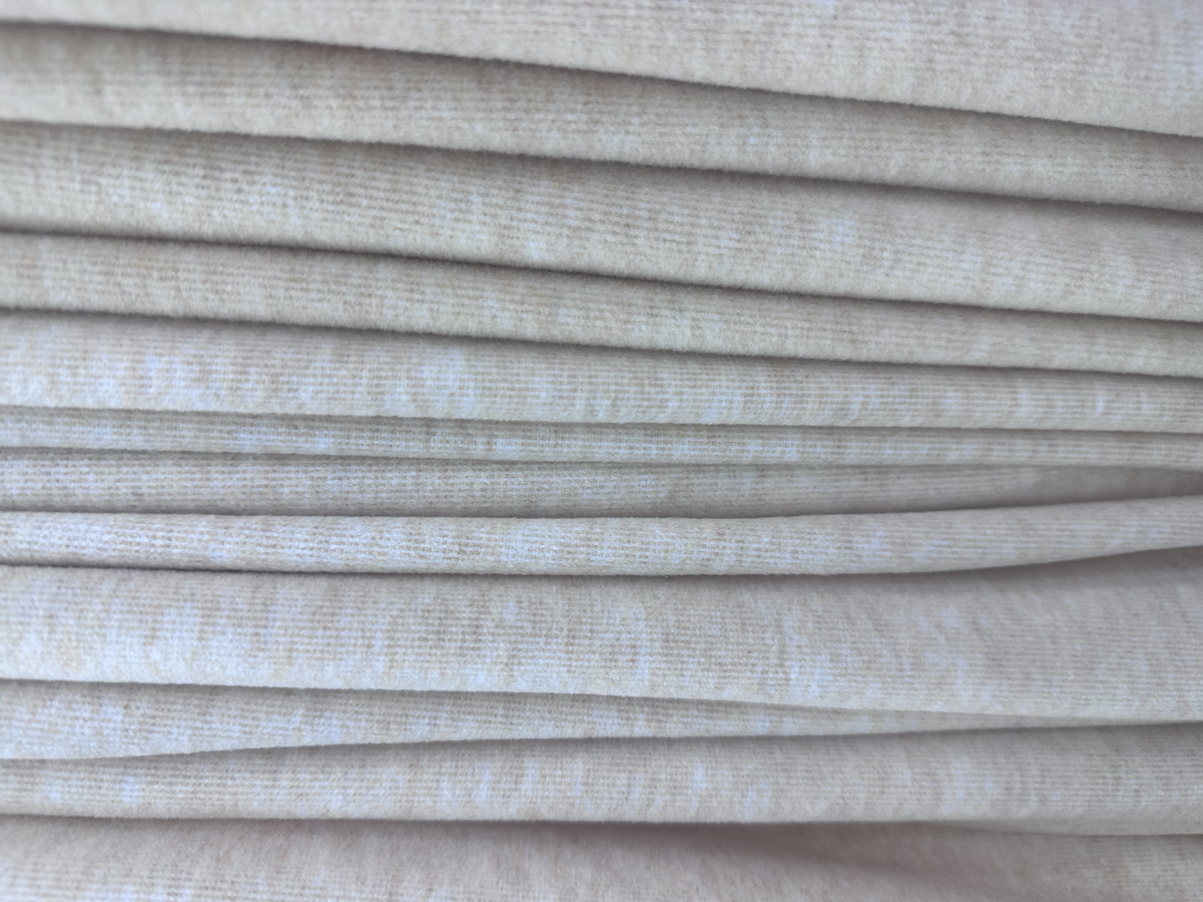 Available in stock: polyester fabric with 180g/200g/220g/280g fleece composite lining Application Scenario