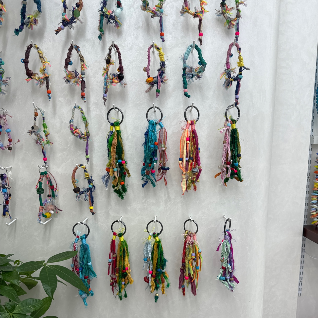 尼泊尔真丝包挂百搭手机挂件包挂件女学生手饰时尚手链饰品搭配潮流百搭款包挂 手工