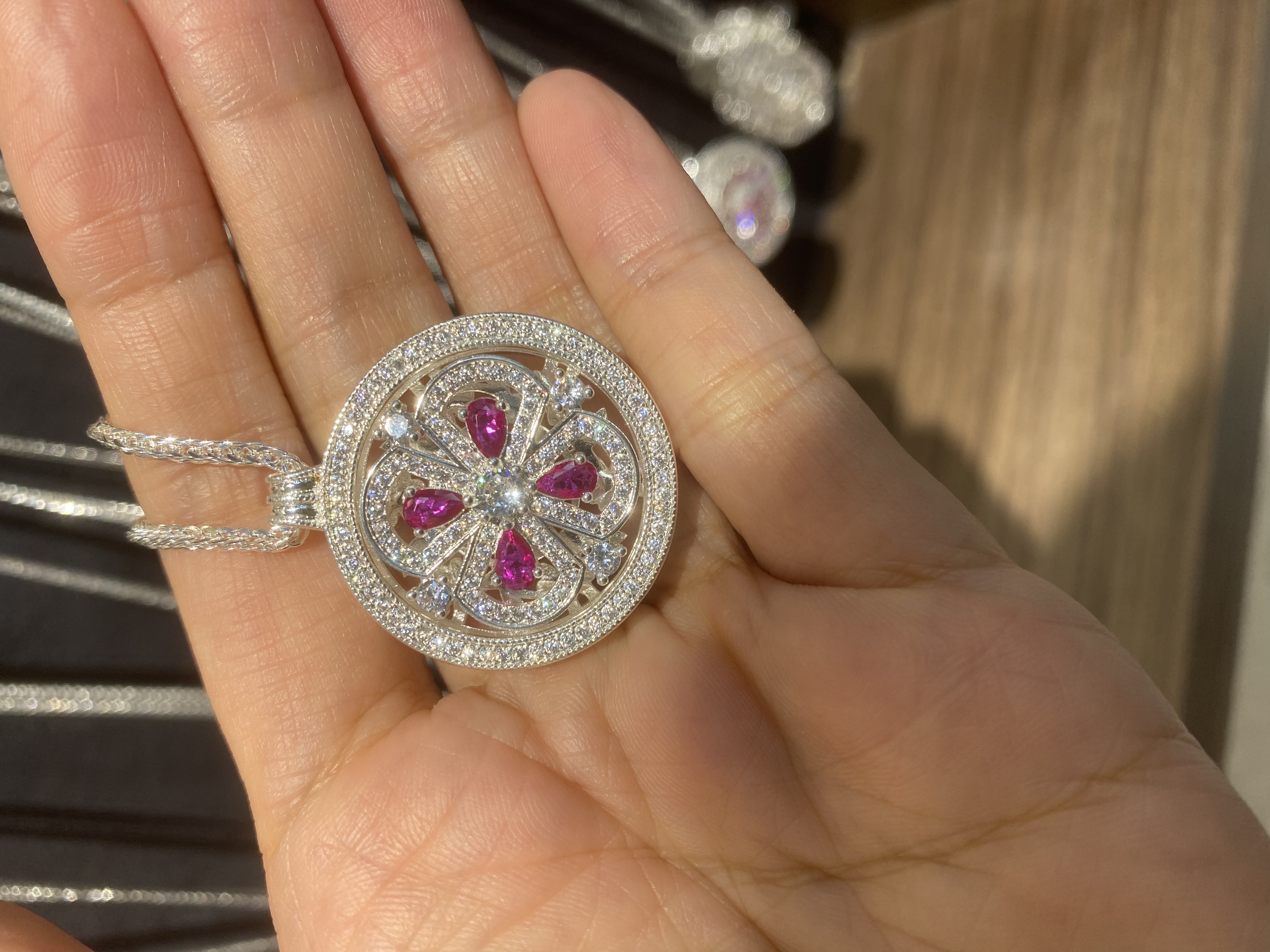 Trendy copper silver-plated jewelry necklace, simple, fashionable and versatile necklace accessory gift for women