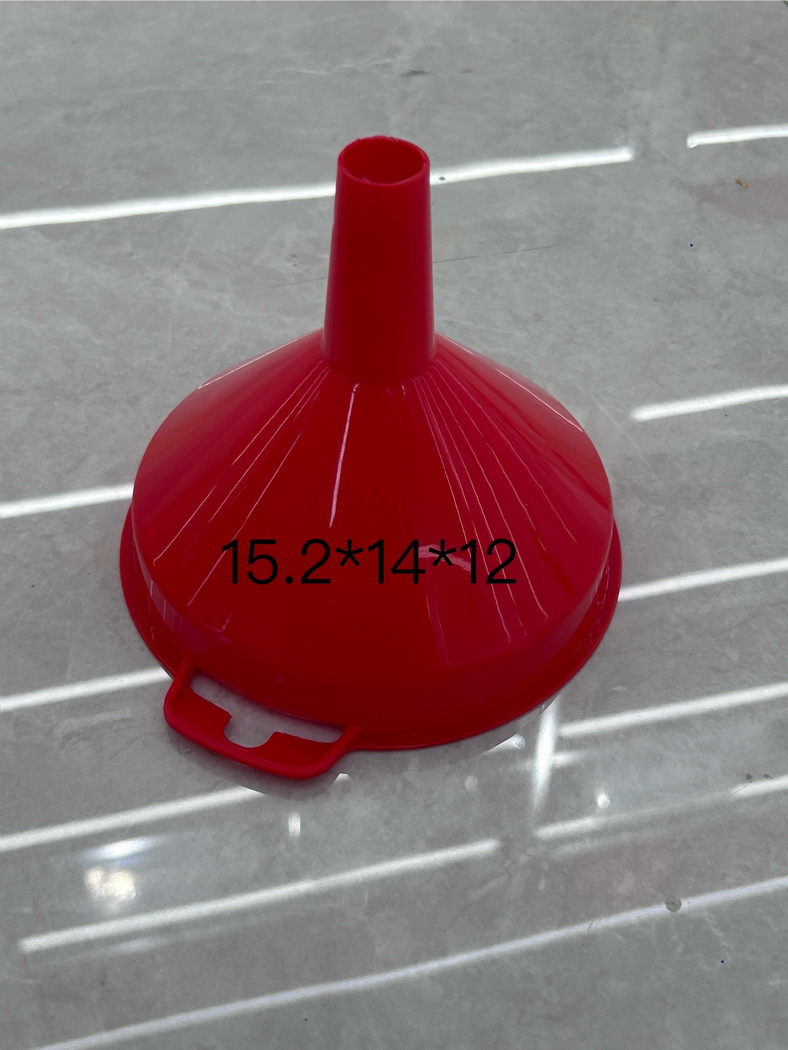 塑料漏斗厨房用品耐热耐用多用途便携家用小号油漏斗