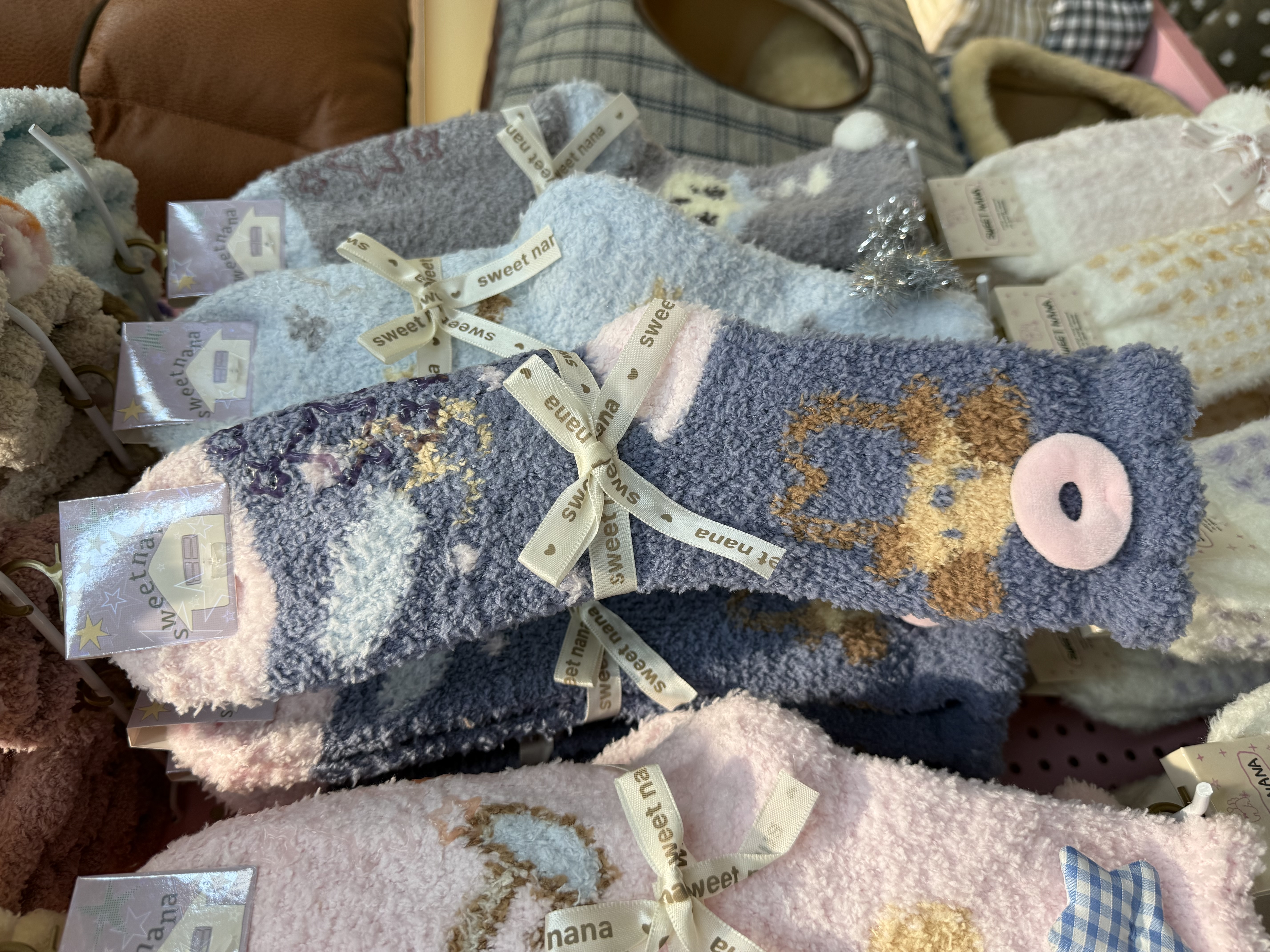 袜子女冬季珊瑚绒新款加绒月子袜保暖女士棉袜女地板袜