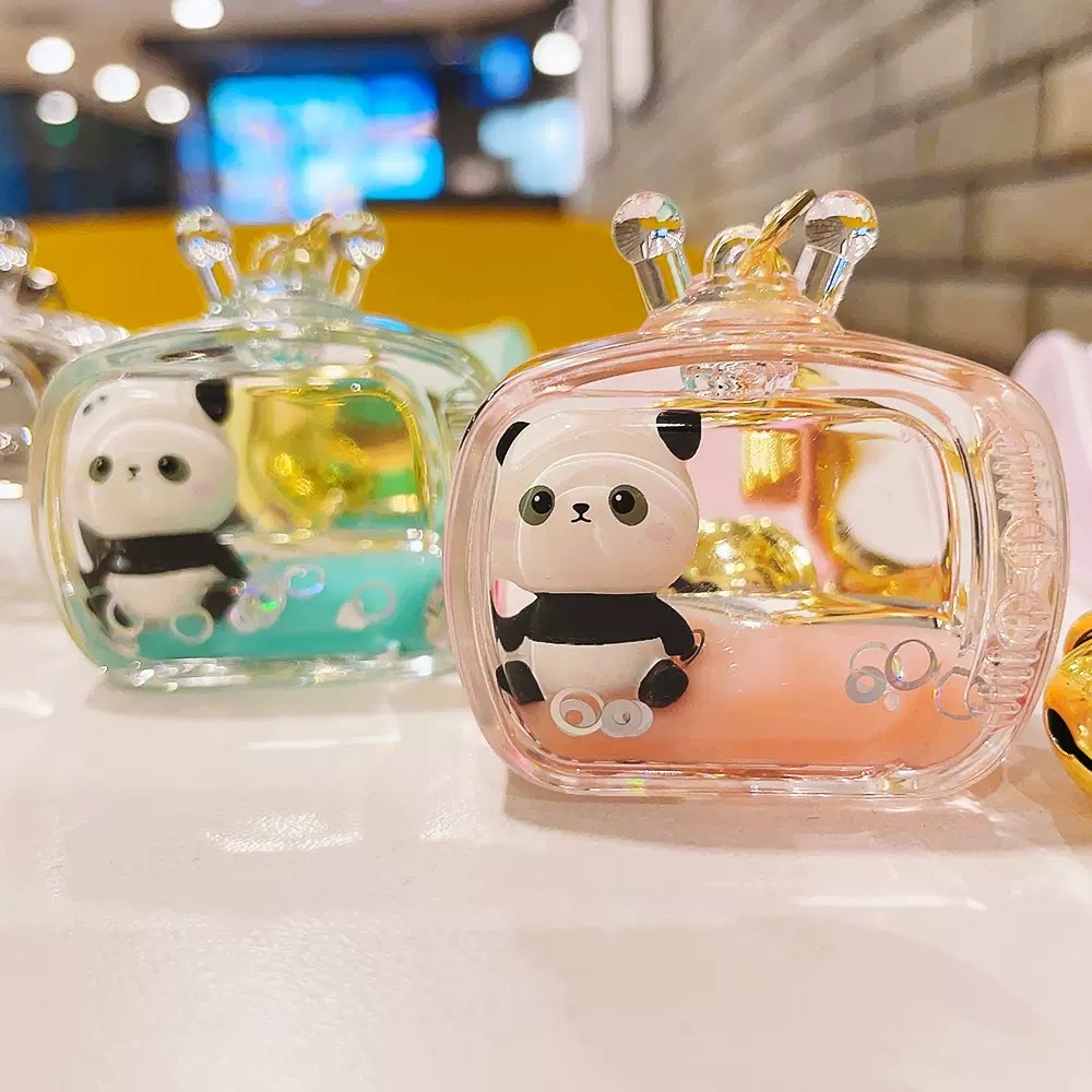 Oil-impregnated acrylic floating figurines, panda keychains, exquisite sand keychains, pendants, claw machine gifts, wholesale blind boxes