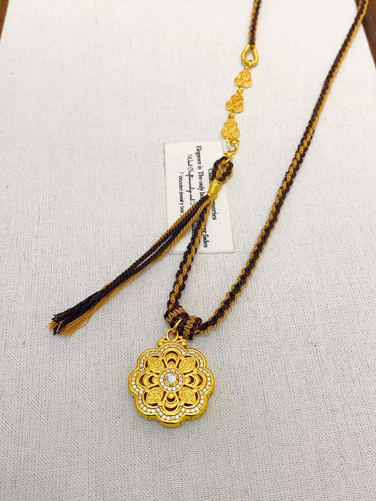 Women's long, simple sweater chain, antique fabric rope, 18-strand thread, fashionable and versatile necklace, women's accessory