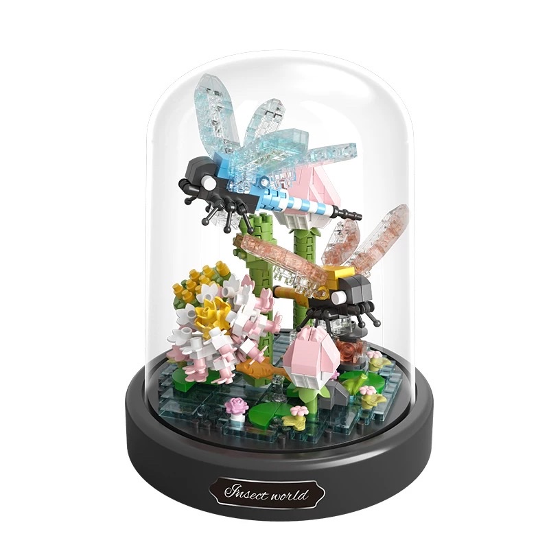 Insect, bee, butterfly, mantis, dragonfly building blocks, flower bouquets, assembly, educational children's toys, student birthday gifts, ornaments Item Picture