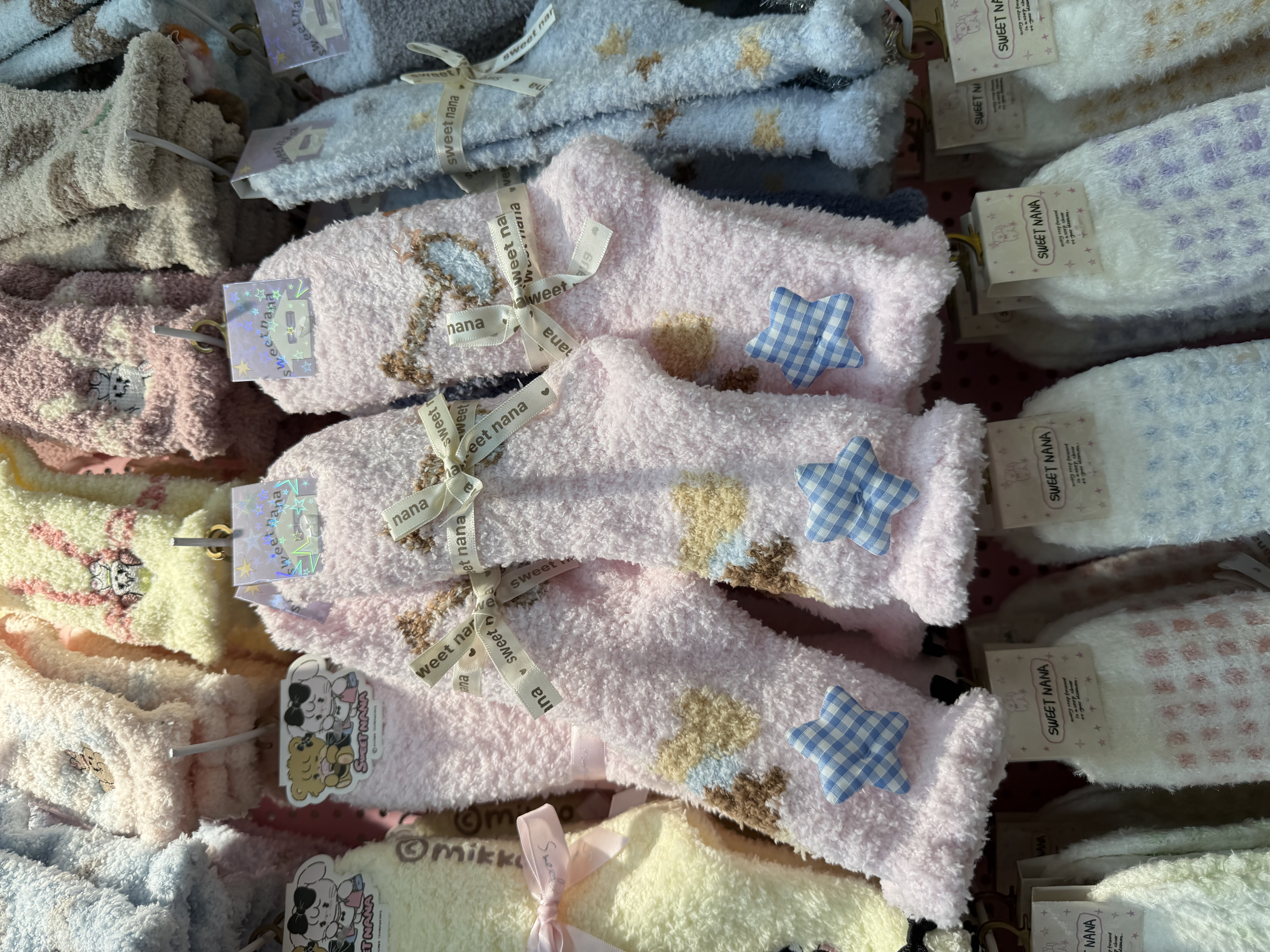 立体星星加厚加绒袜子女中筒袜秋冬保暖珊瑚绒地板袜家居睡眠袜防滑可爱