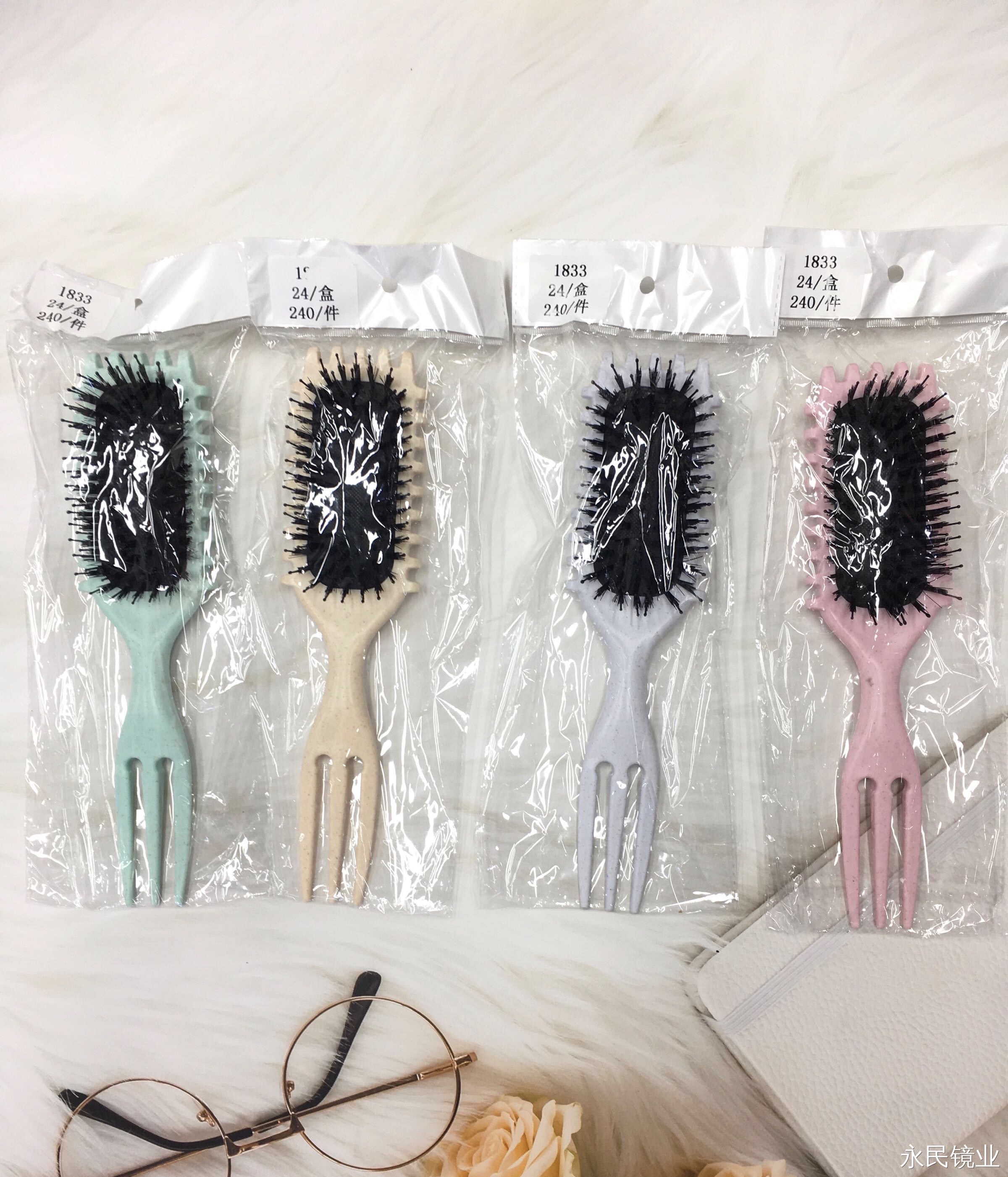【永民镜业】1833植毛梳 头皮护理舒适手感美发工具产品图