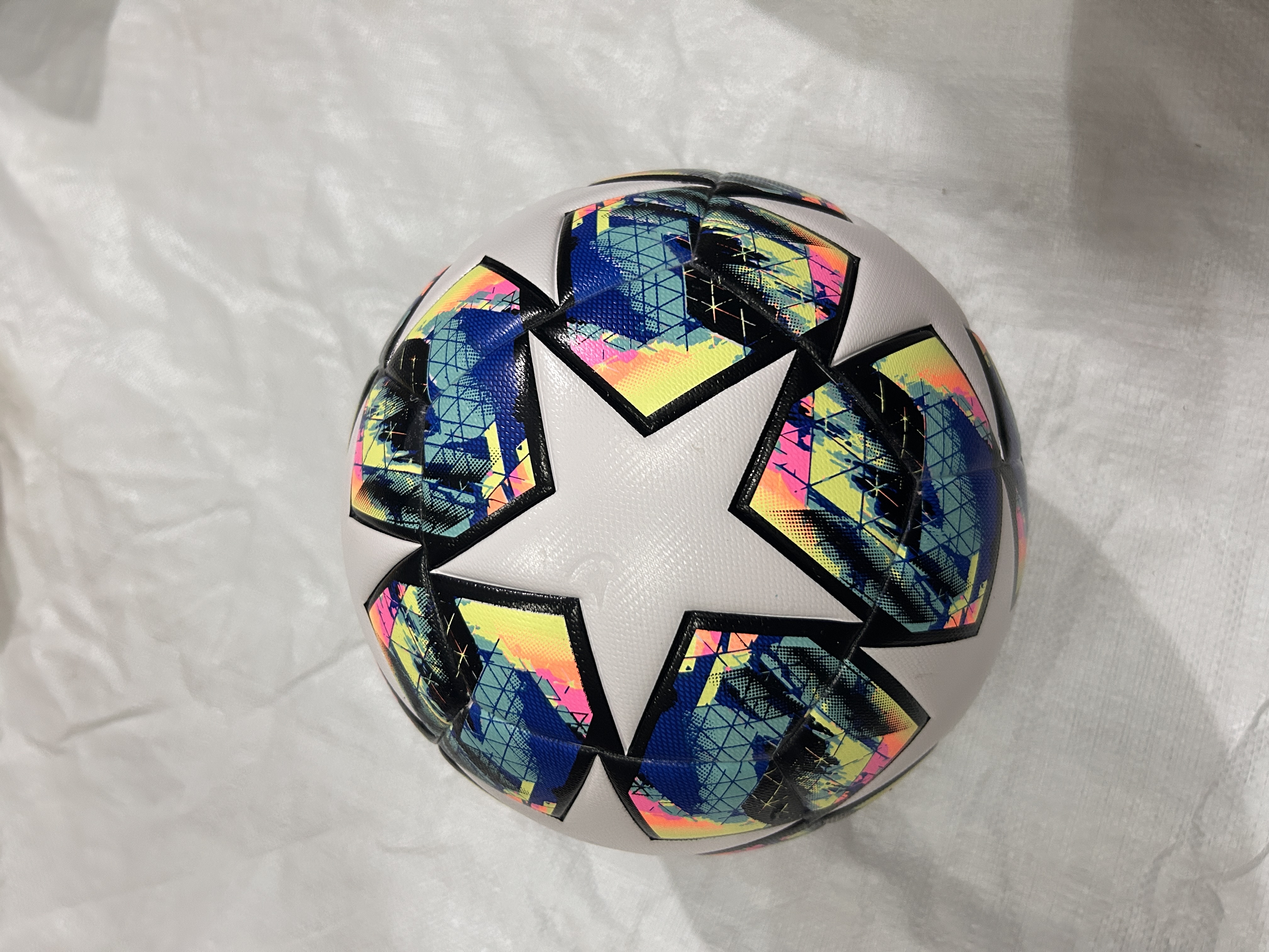 No. 5 Veneered football spacer beads for sports matches, wear-resistant and durable football spacer beads, decorative football accessories, football