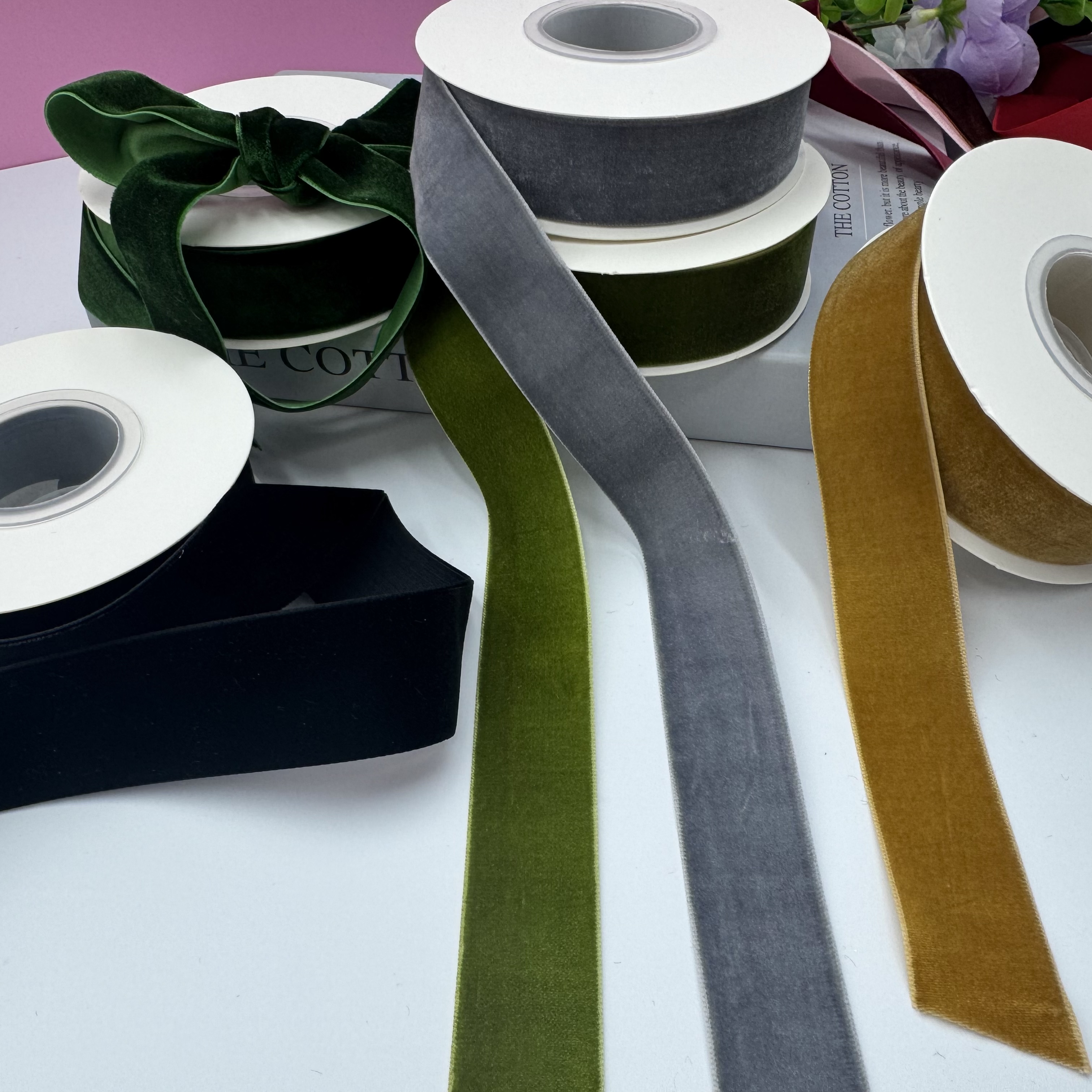 2.5 cm velvet tape, gift packaging webbing, clothing accessories, flocking tape, DIY handmade flocking tape, wholesale bow accessories details Picture