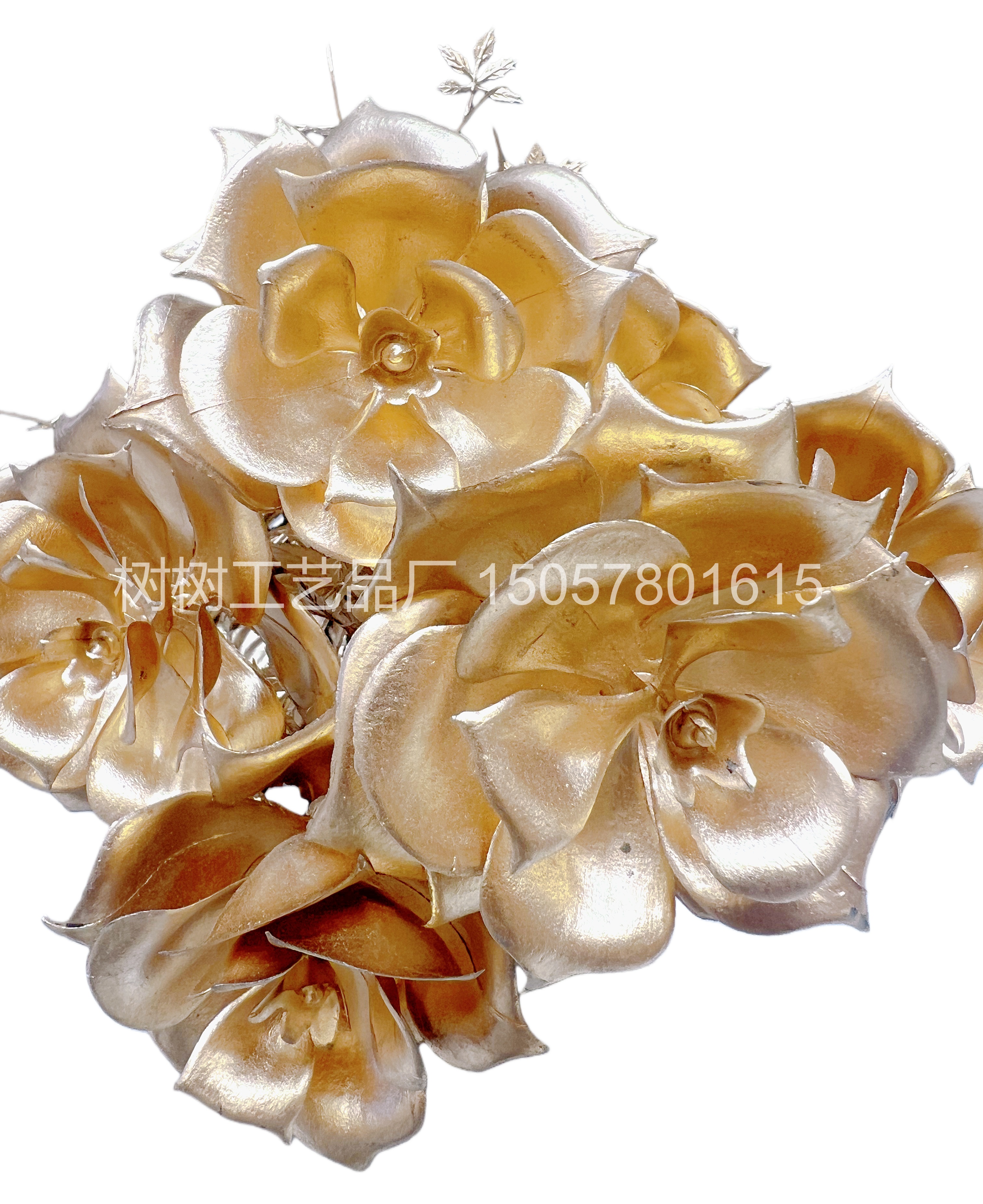 Golden leafed rose artificial flowers, Christmas flowers, home decoration gift accessories, Christmas flower accessories, artificial flowers, handcrafted flowers, artificial flowers Application Scenario