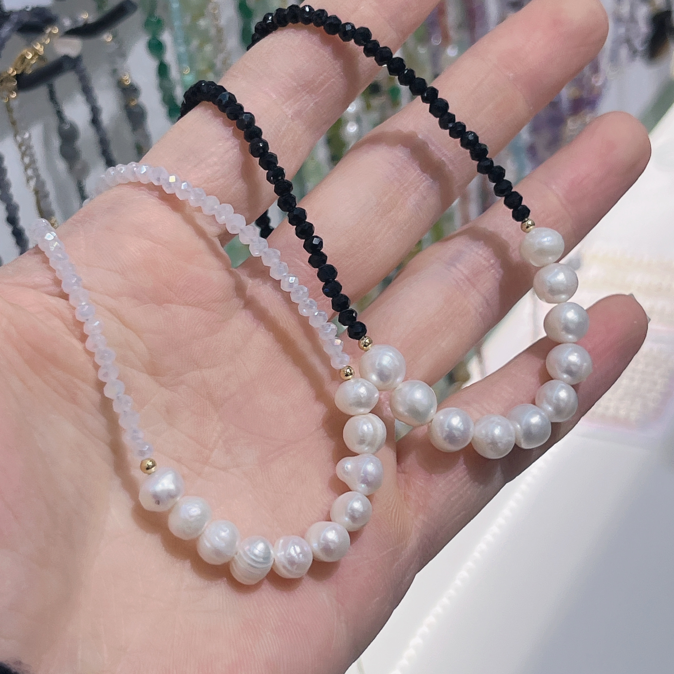 云逸饰家 饰品批发 水晶项链淡水珍珠 天然珍珠首饰 黑色 白色 简约饰品首饰珍珠项链详情4