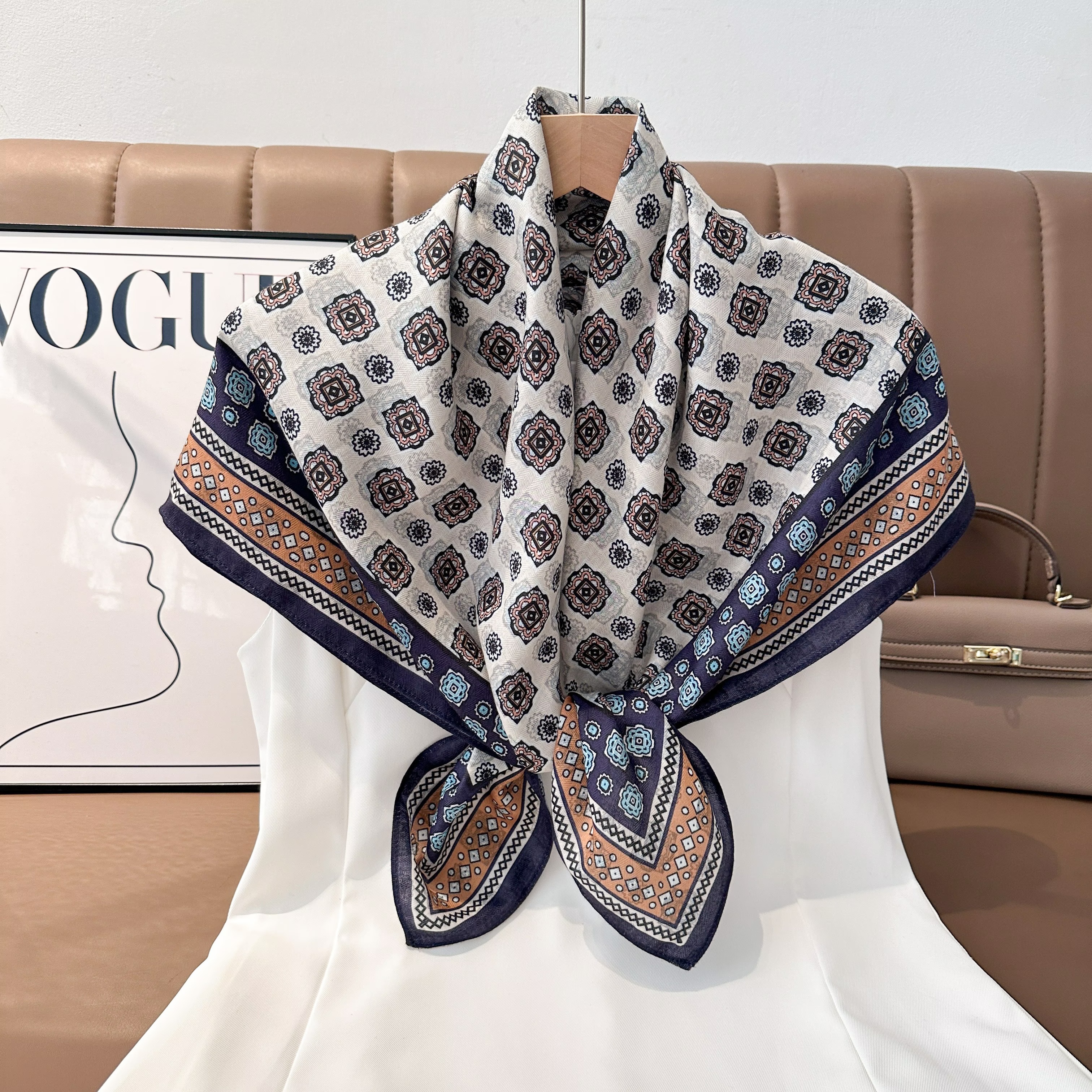 New retro silk oil painting silk and wool square scarf, fashionable and simple commuting silk and wool square scarf, soft and easy to match square scarf shawl Application Scenario