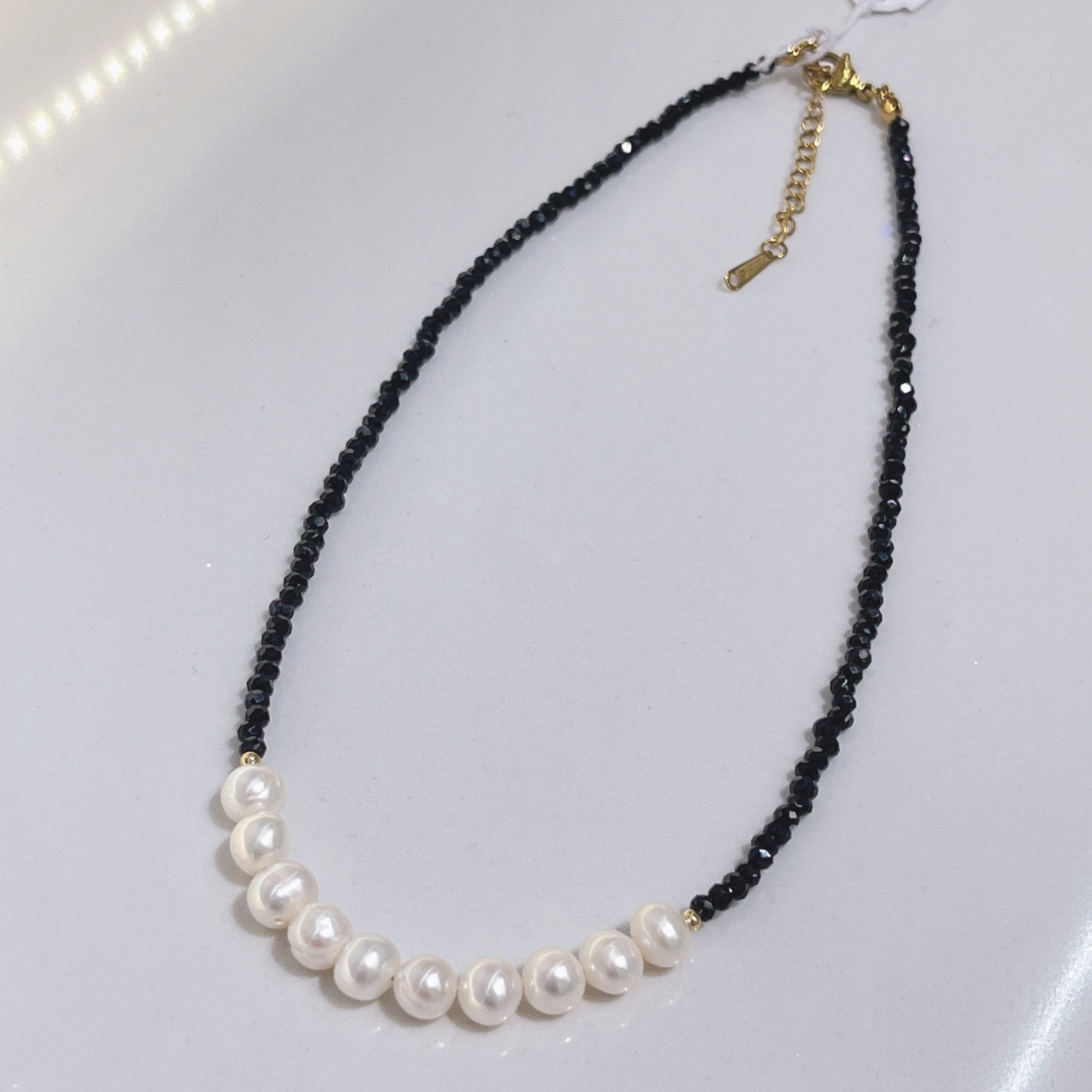 云逸饰家 饰品批发 水晶项链淡水珍珠 天然珍珠首饰 黑色 白色 简约饰品首饰珍珠项链详情6