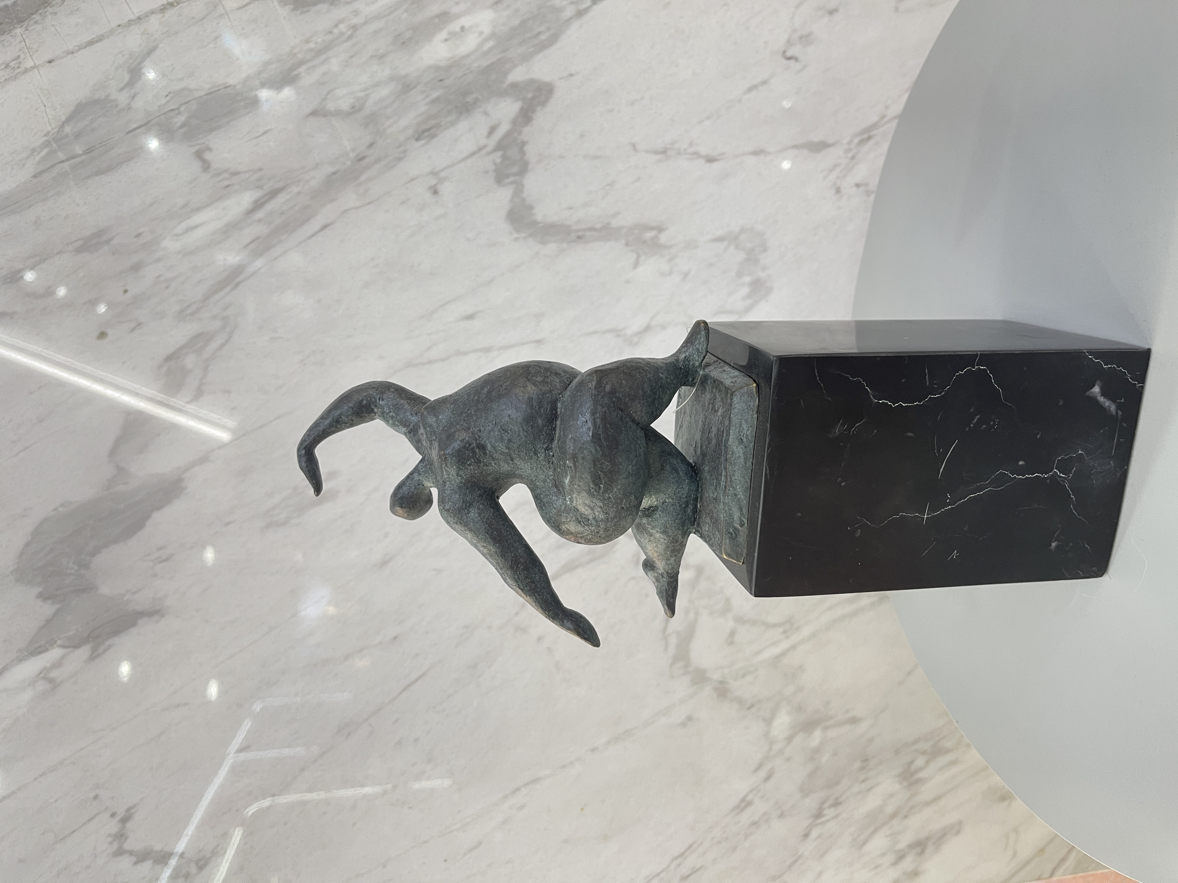 Copper ornaments, brass handicrafts, abstract dancing, fat woman ornaments, artistic abstract figurines, handicrafts Specification image