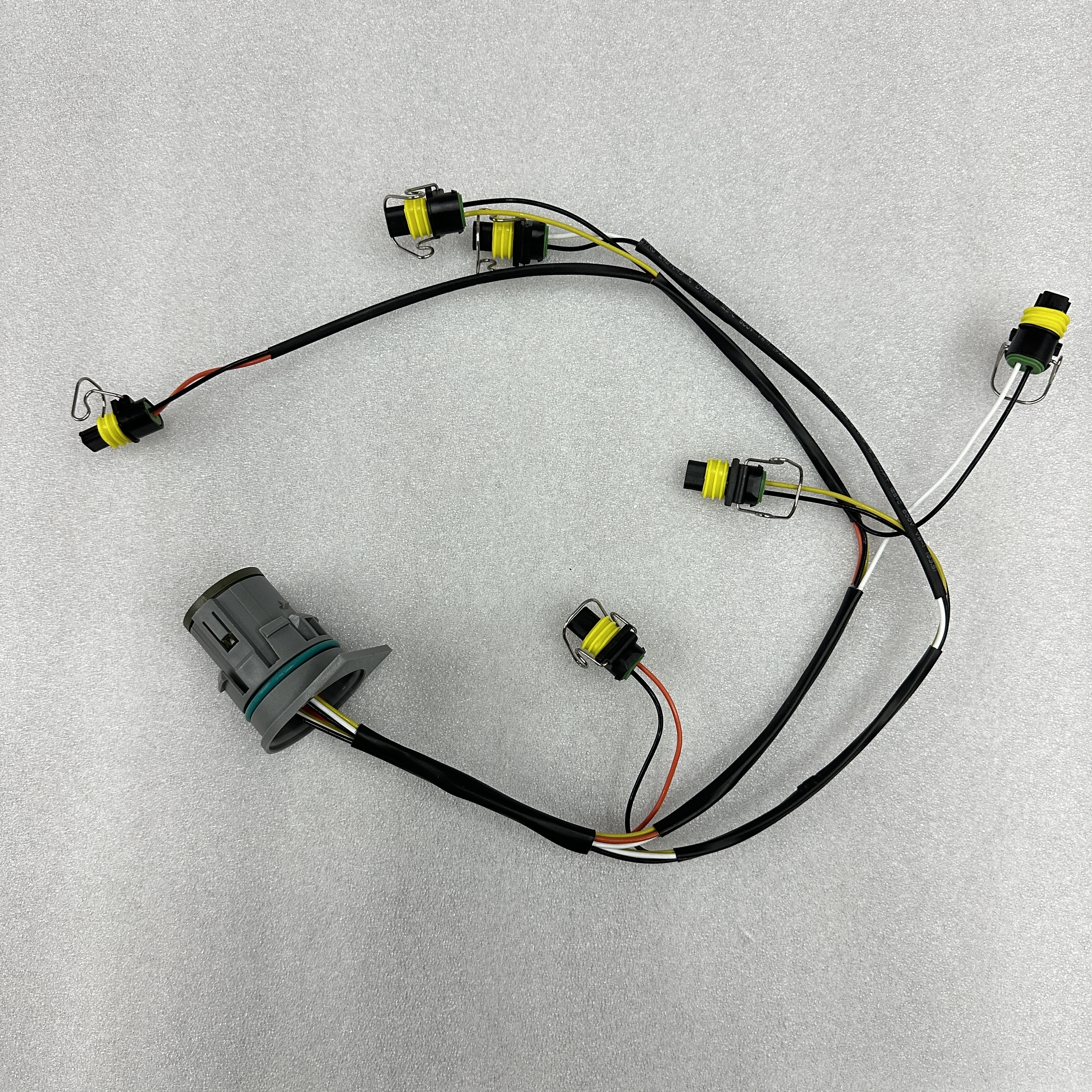 Компоненты генератора применимы к двигателю DT466E с топливным баллончиком 1890310C91 details Picture