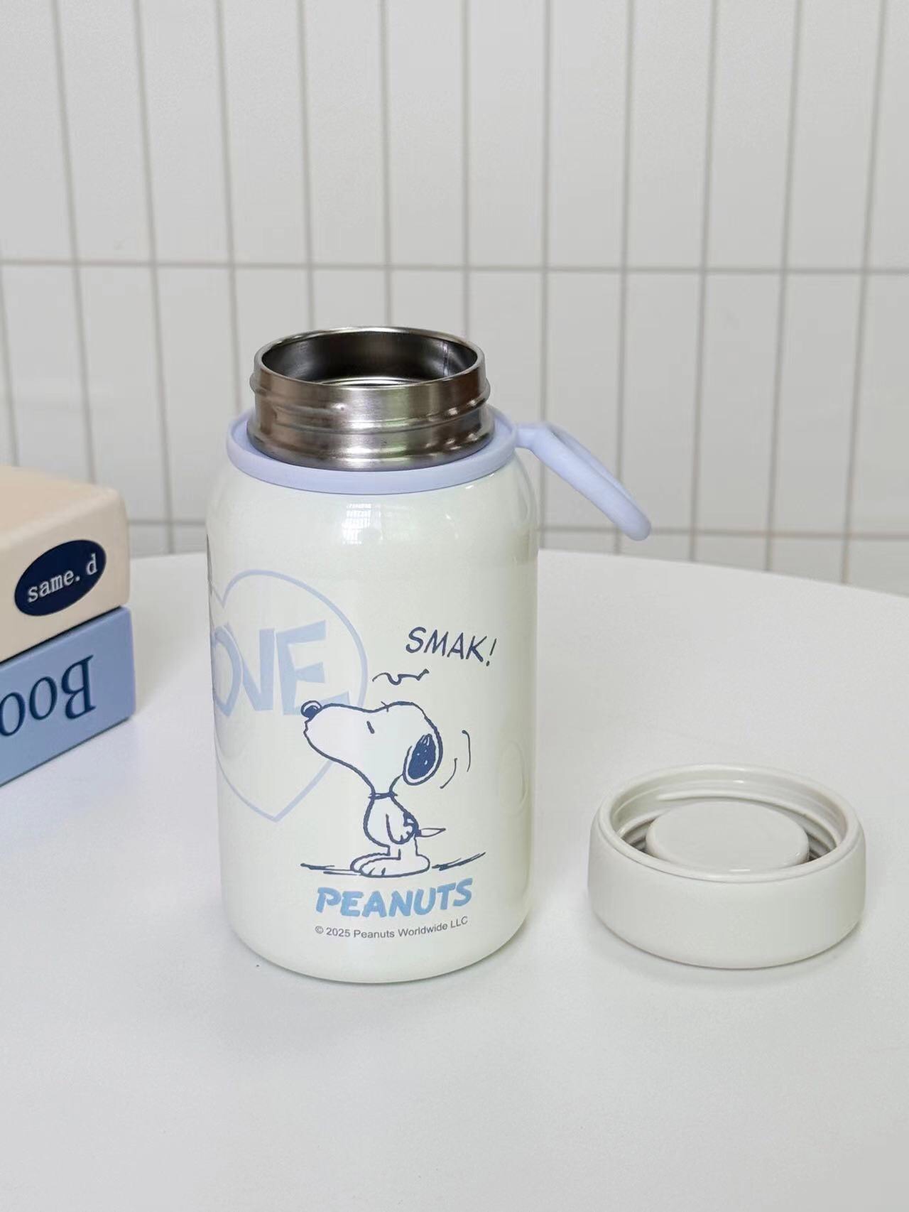 
IP史努比牛奶保温杯✨
货号：SNBH649
容量：380ML
材质：内316 外304
装箱:  50PCS保温杯详情图5