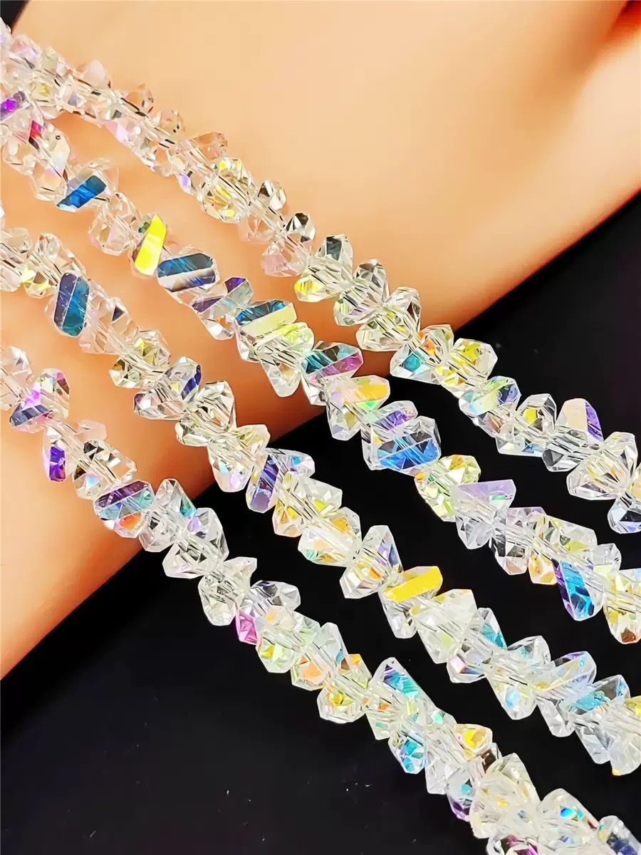 Crystal triangular beads, electroplated glass beads, color-plated triangular rhombic beads, loose beads, diy handmade jewelry accessories materials Specification image
