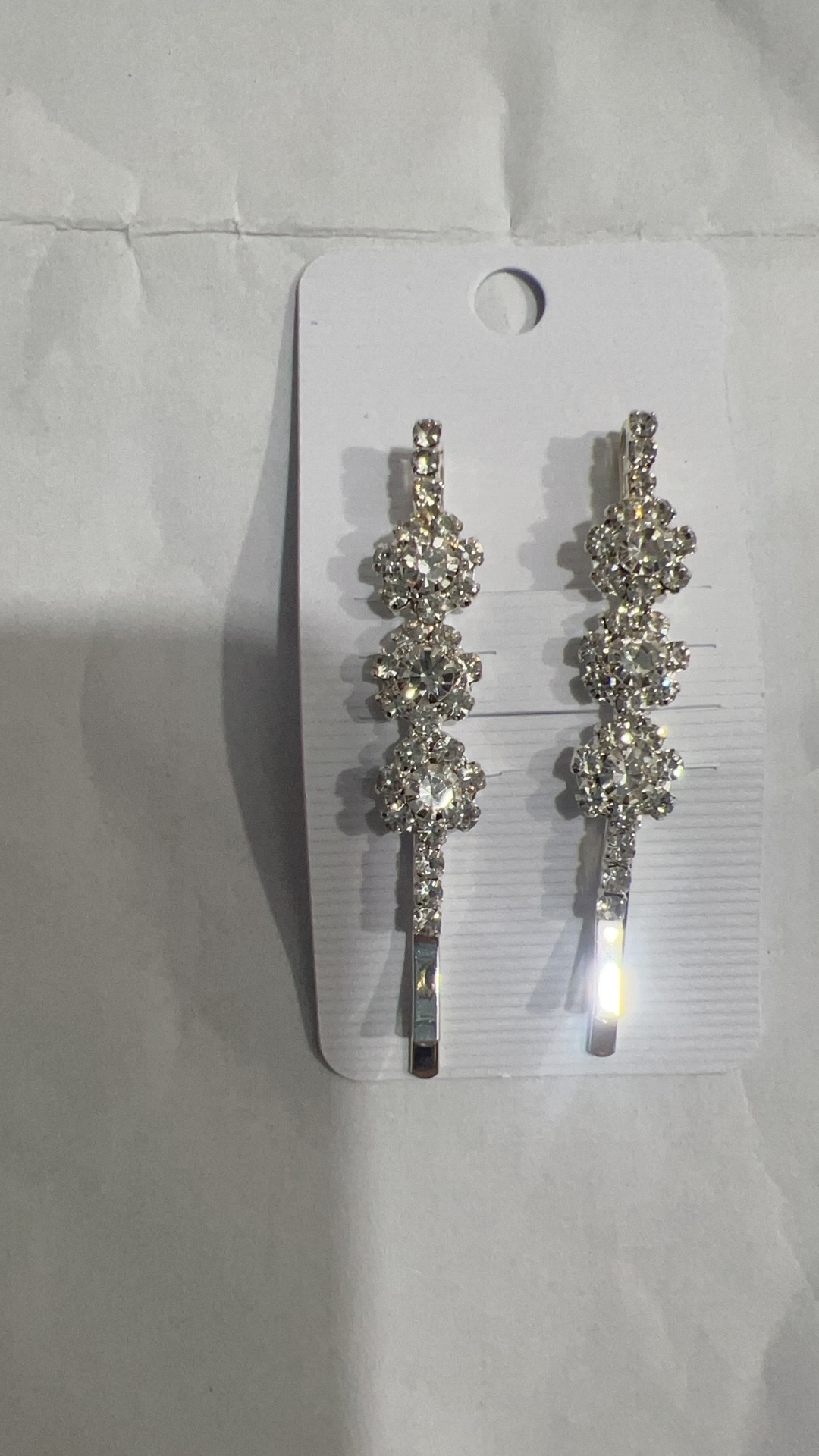 高级感爱心碎发夹子 小众灰色气质侧边一字刘海夹2024新款头饰品发夹头饰发夹发带发夹对装白底实物图