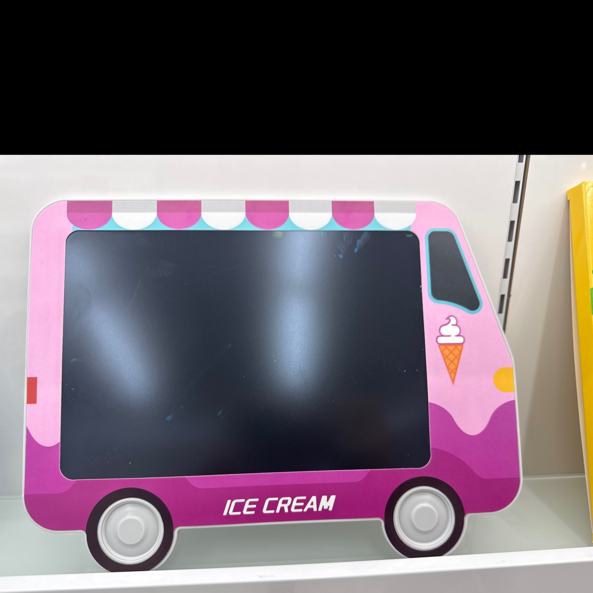 Fun transportation vehicle LCD handwriting board, portable children's drawing and calculation board, educational handwriting board toy Application Scenario